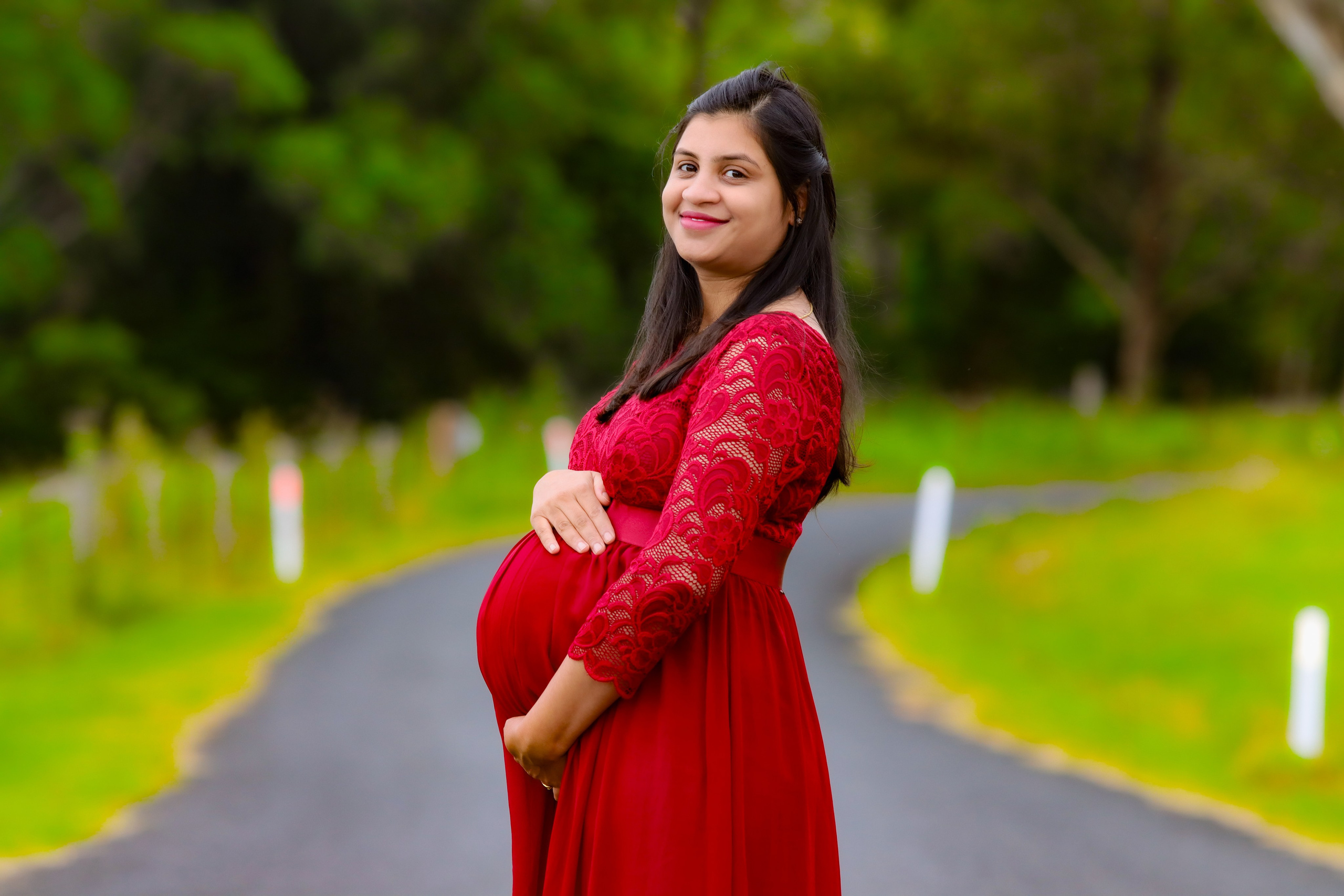 Maternity Shoot. MHCreative is family-oriented photographer based in SYDNEY