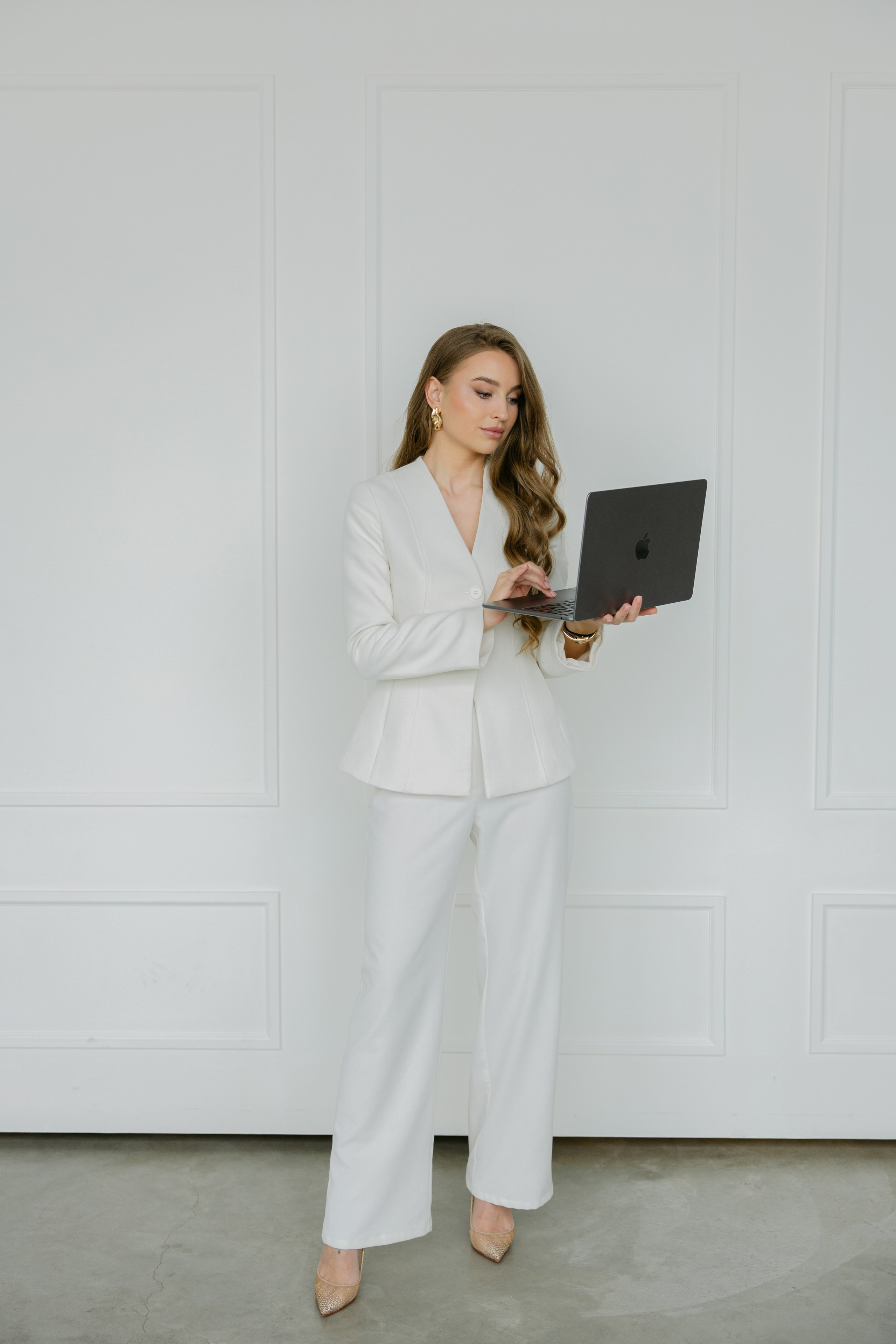 Aesthetic Specialist. Home