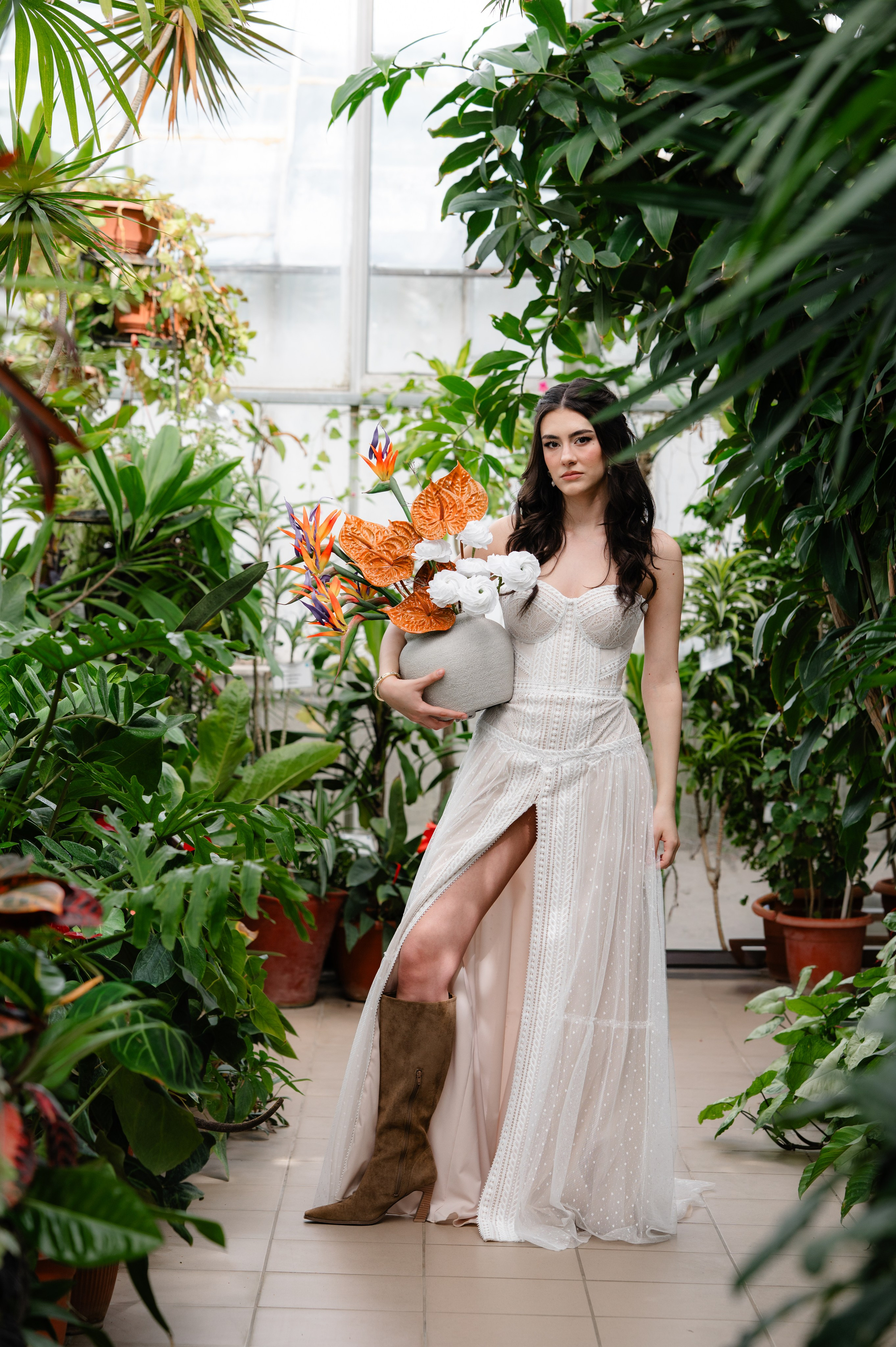 Botanical BRIDE. Alexandra Hanu Photographer