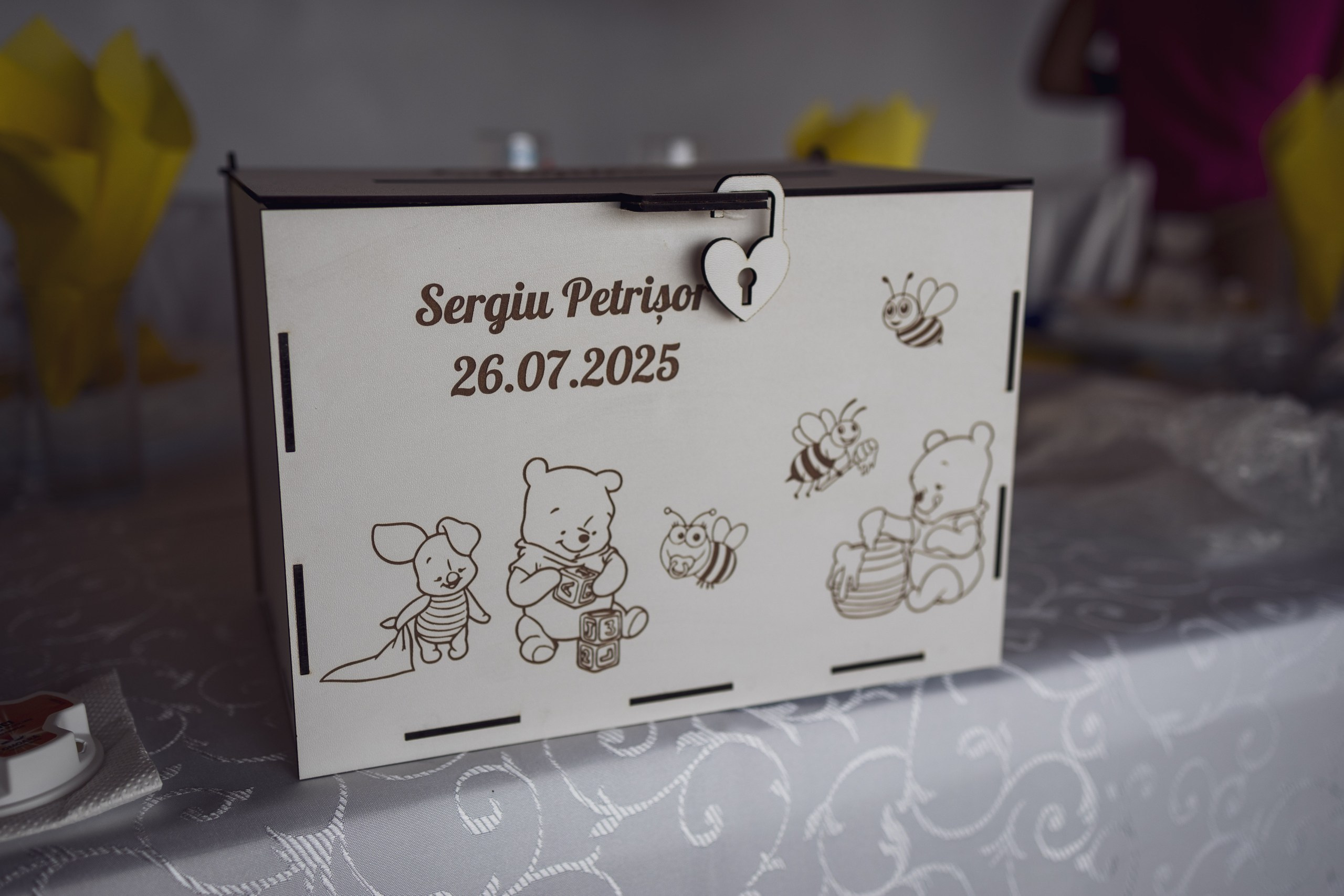 Sergiu Petrisor. Acasă