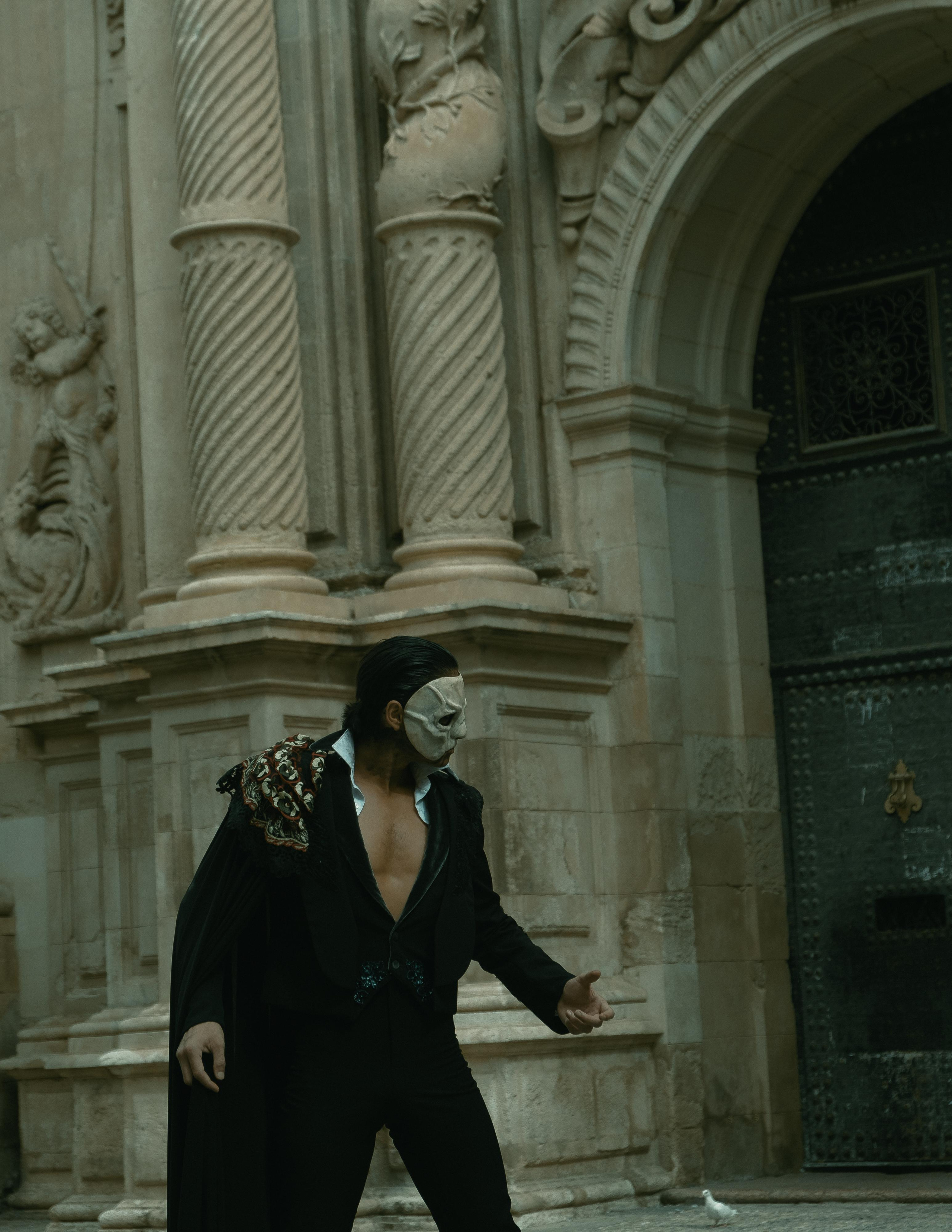 The Phantom | El Circo Encantado