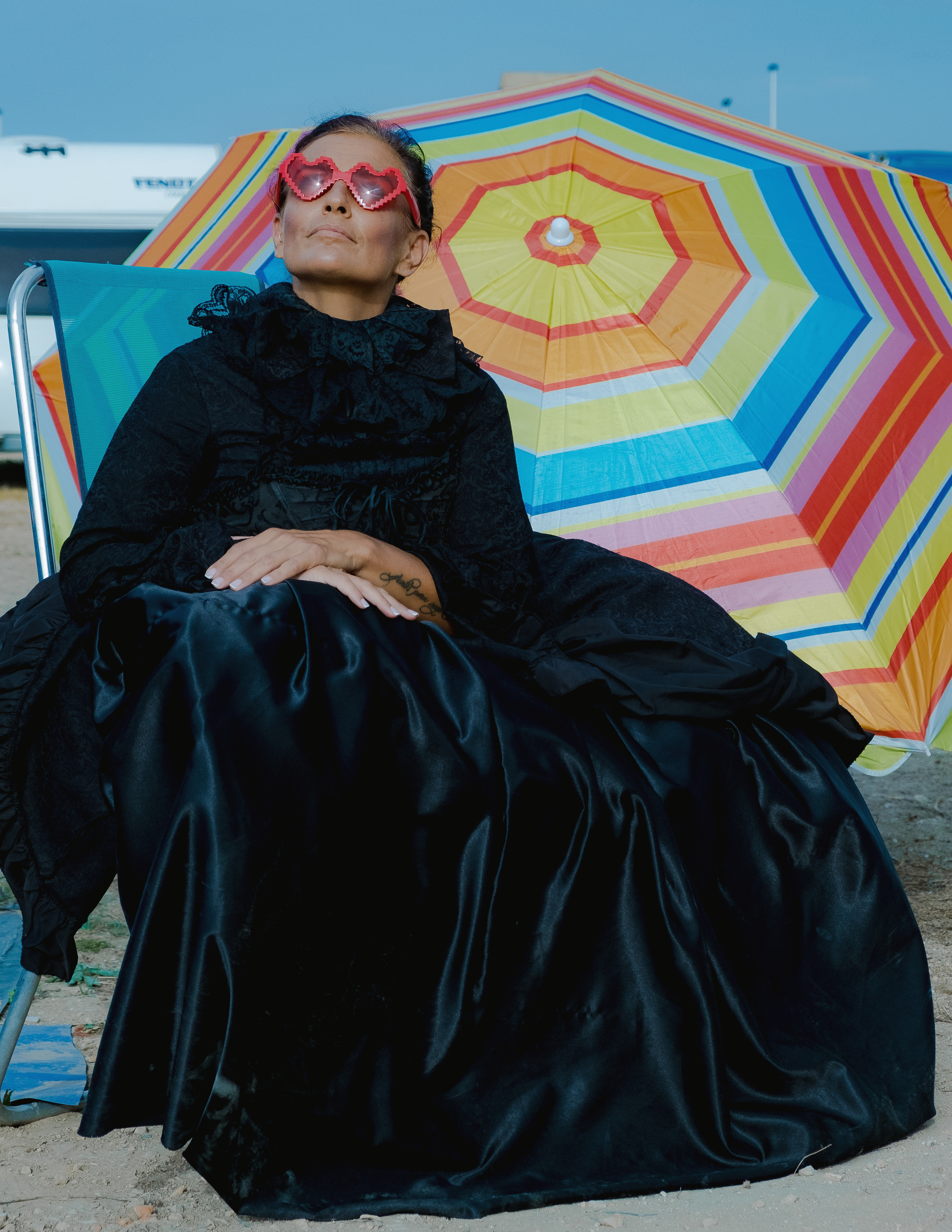 Witch on vacation. El Circo Encantado