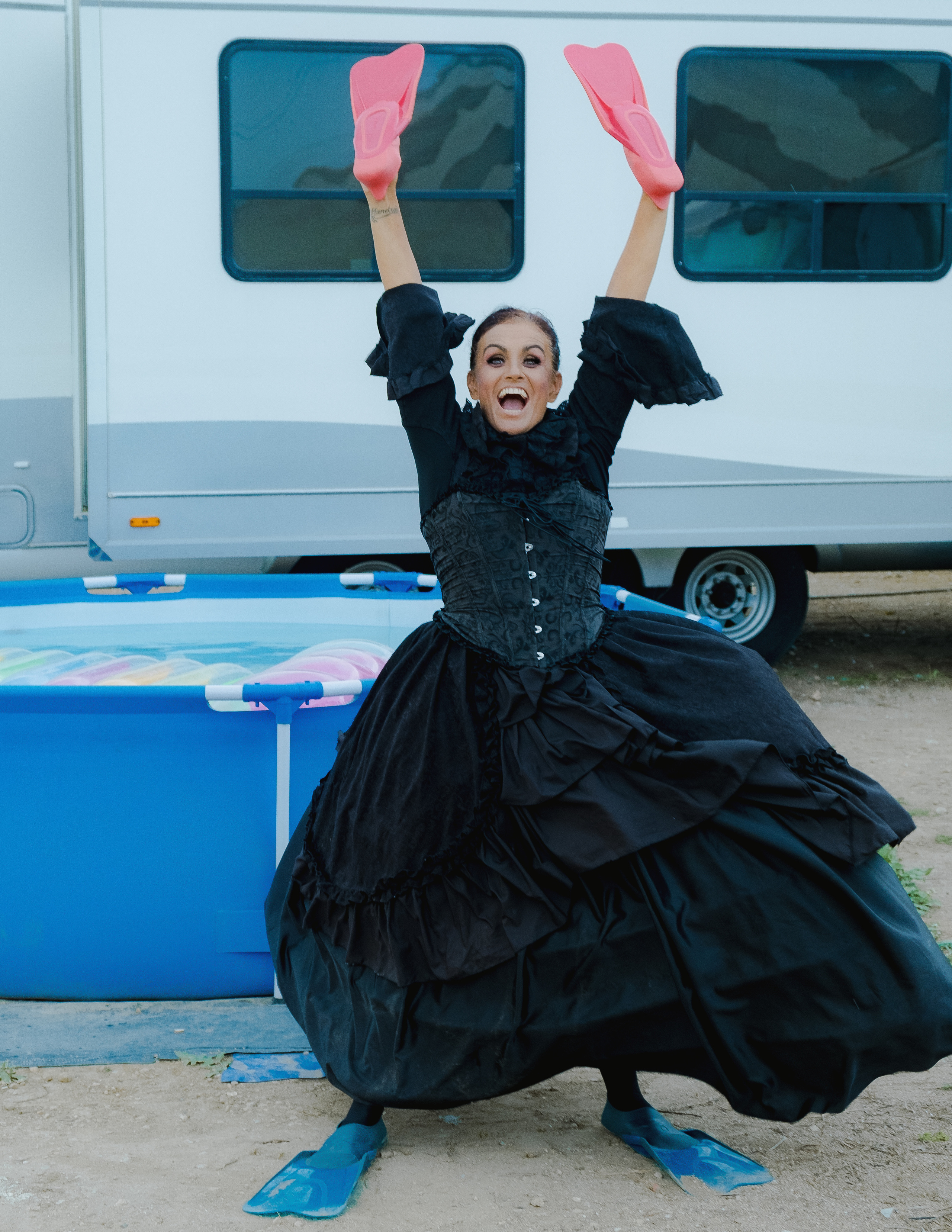 Witch on vacation. El Circo Encantado