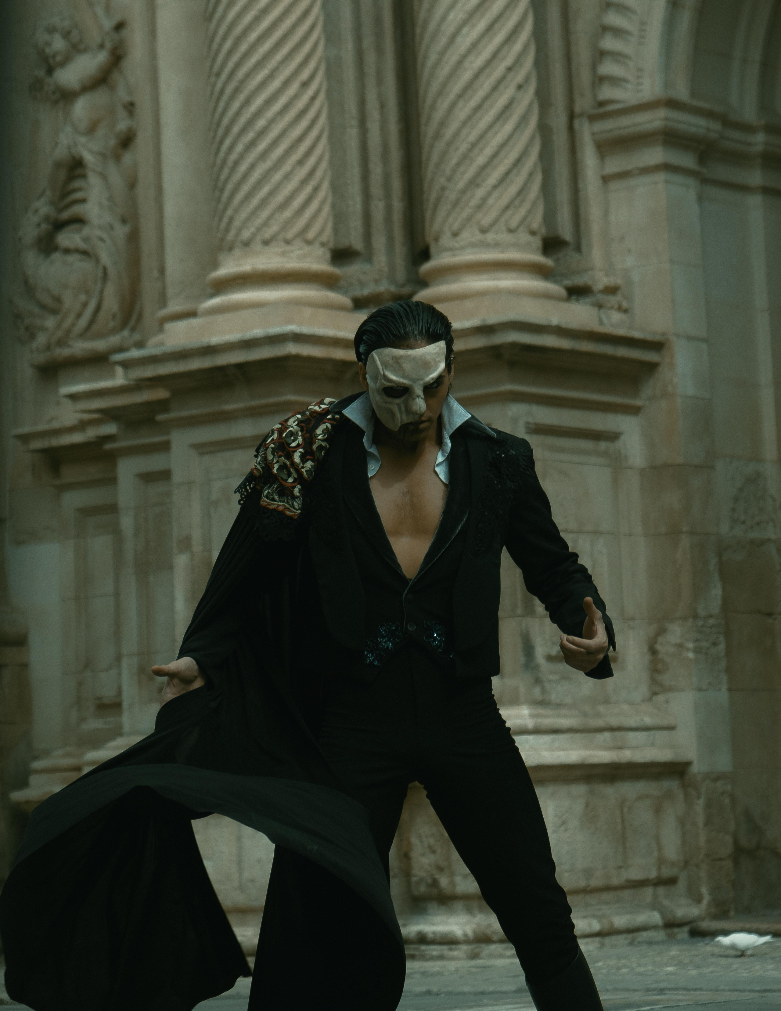 The Phantom | El Circo Encantado