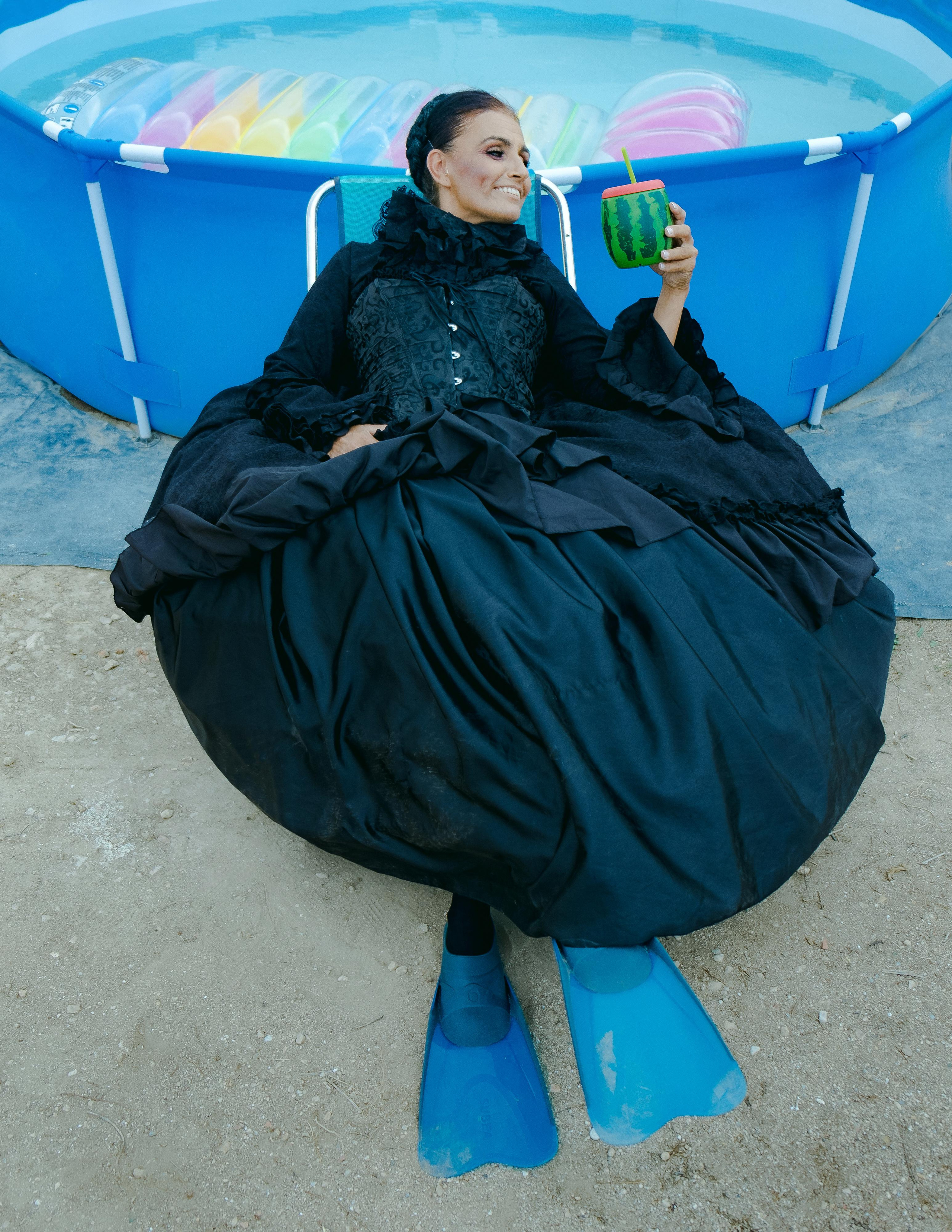 Witch on vacation. El Circo Encantado