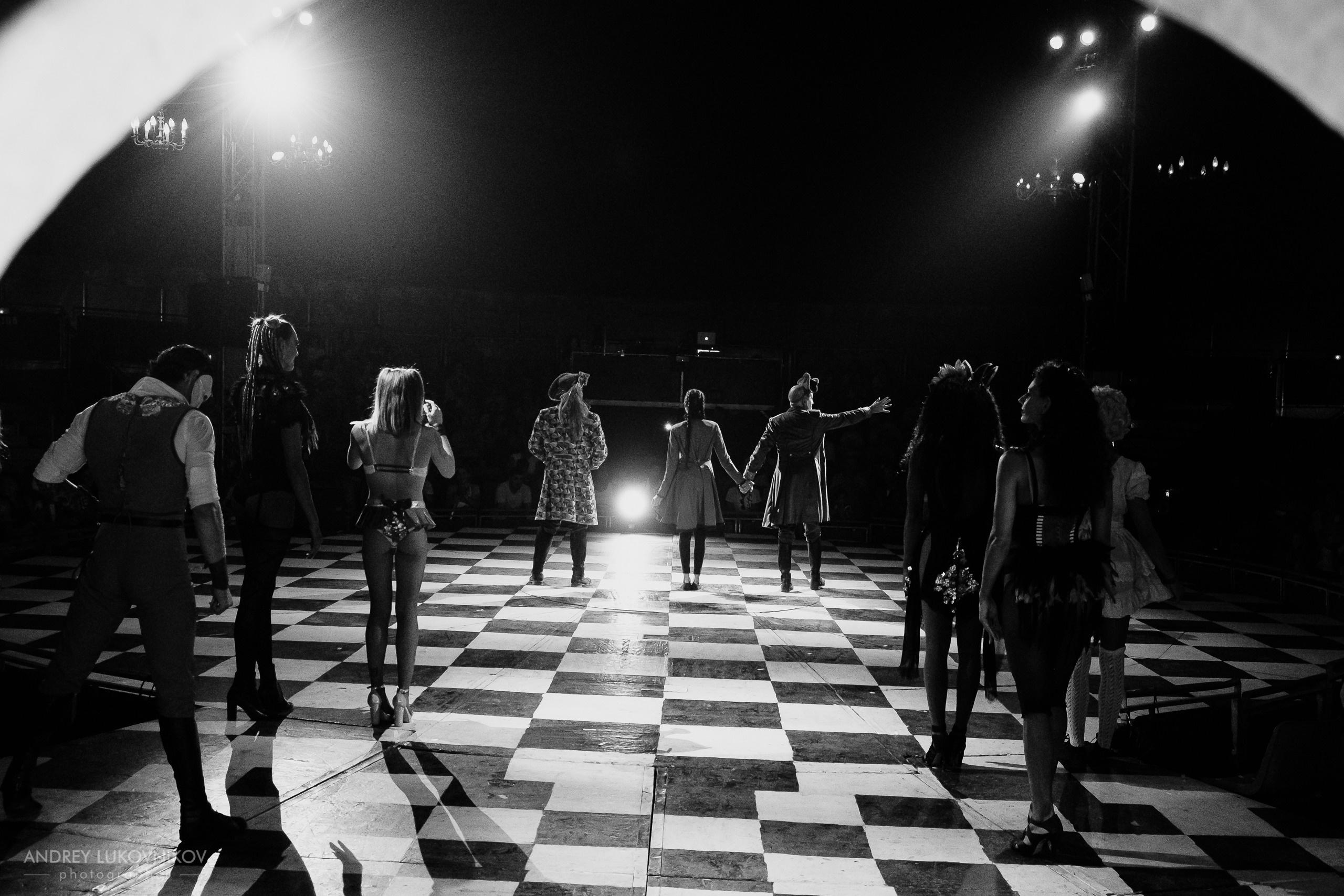 BTS: El Circo Encantado