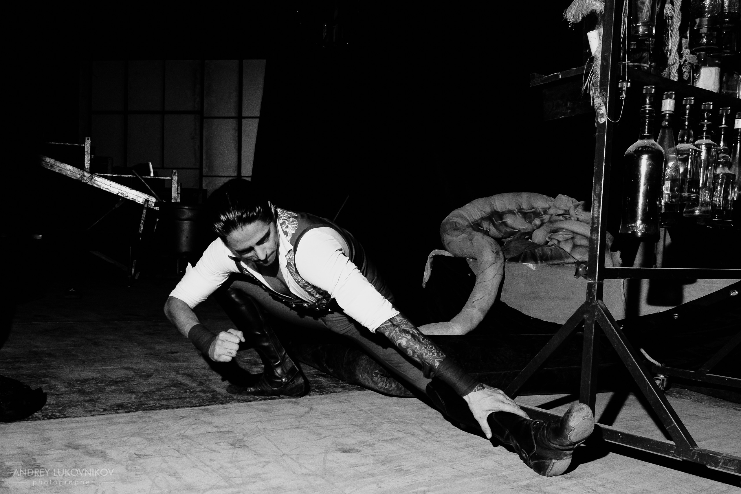 BTS: Schon Nuñez & Carina