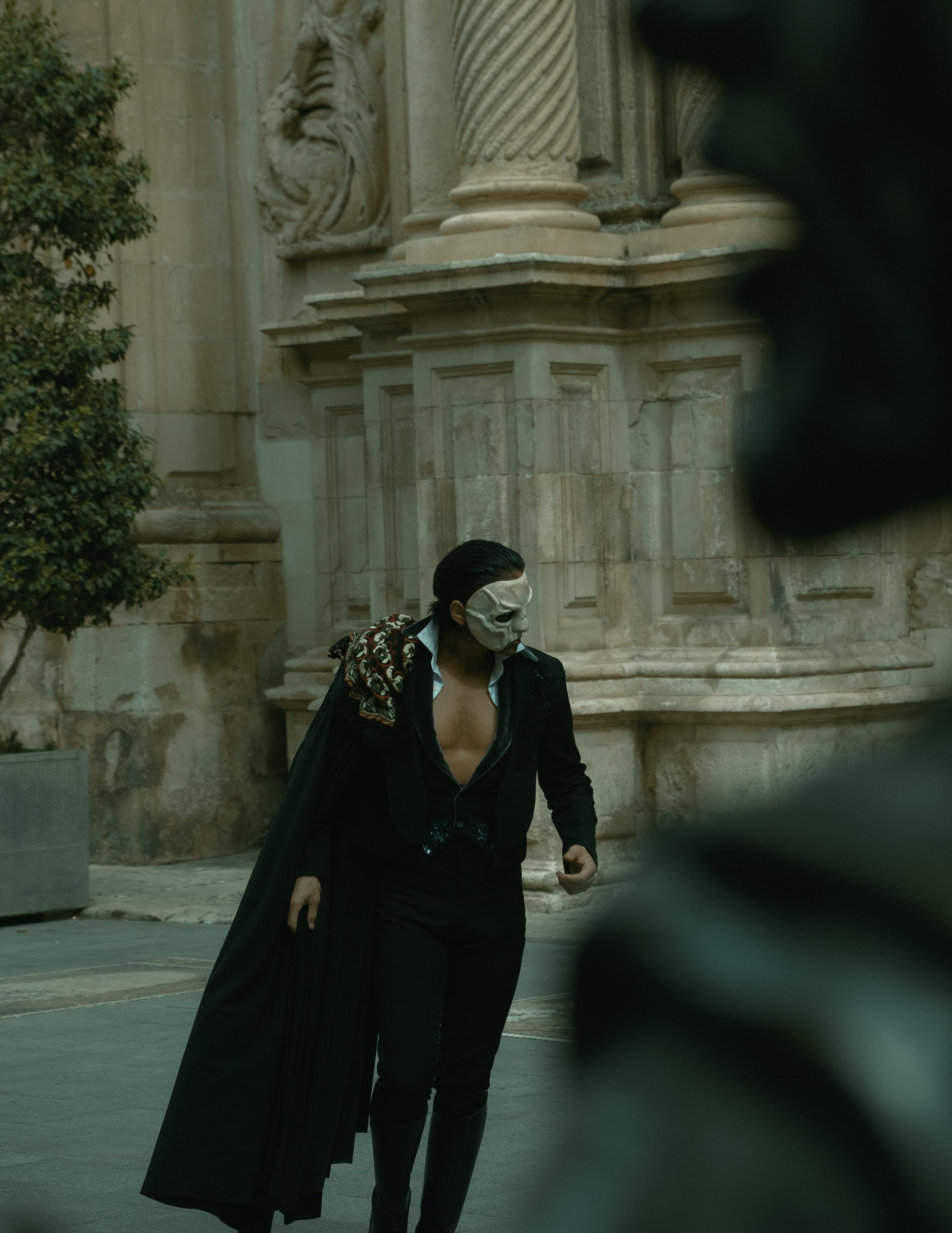 The Phantom | El Circo Encantado