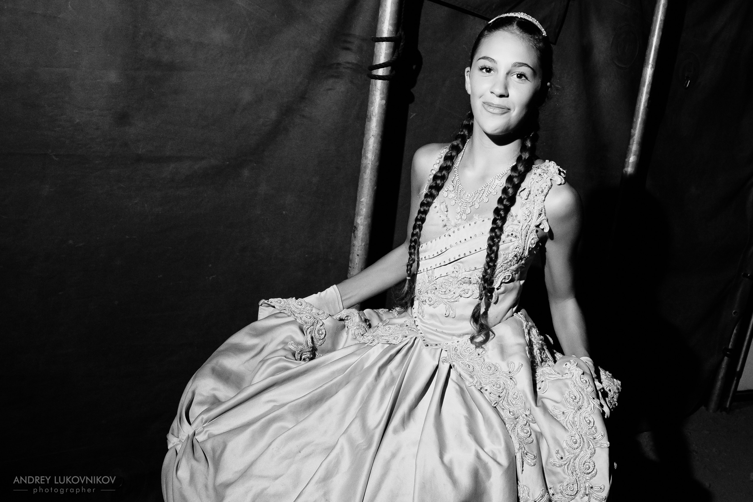 BTS: Vassallo Sisters