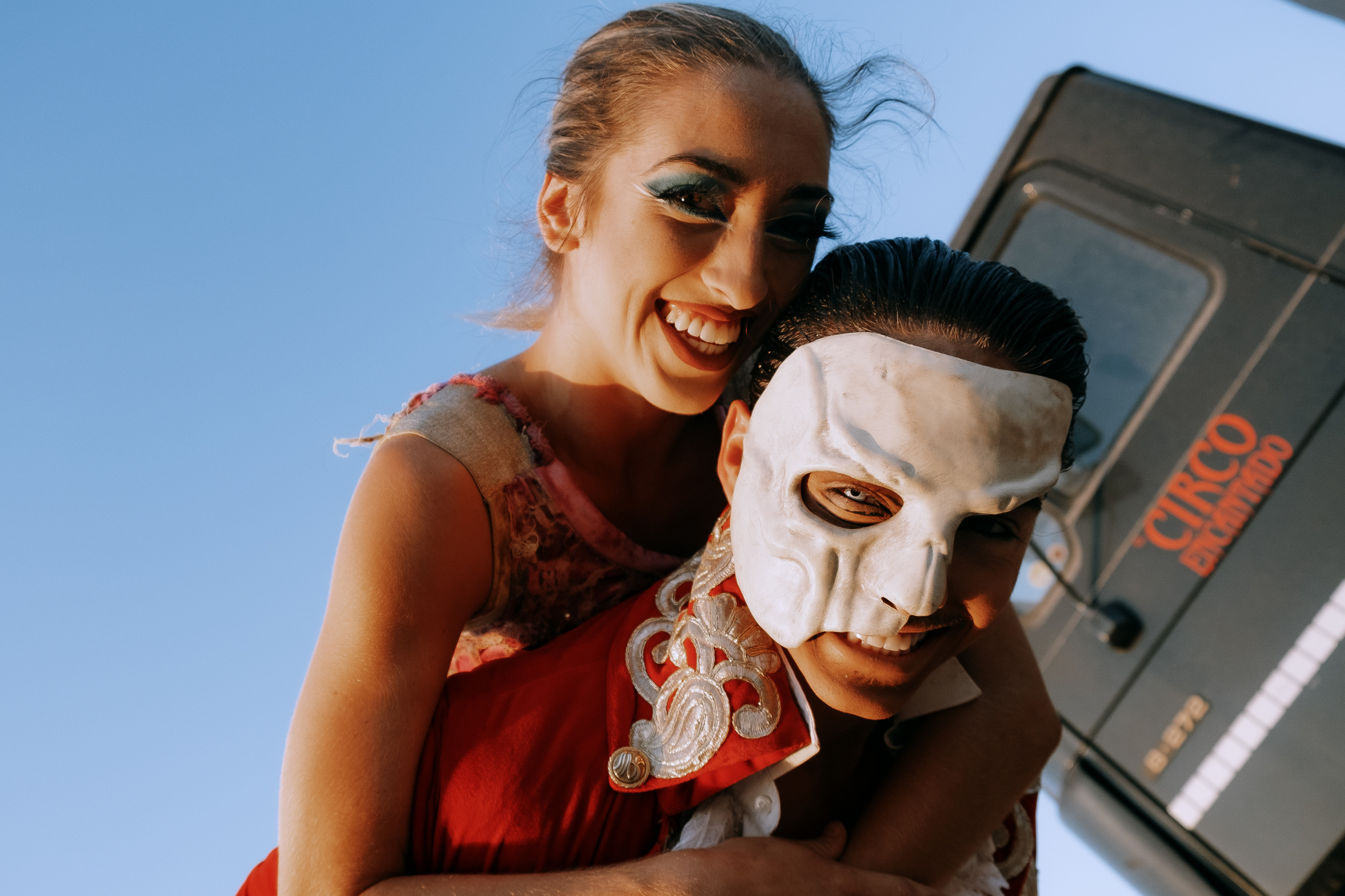 Carina & Schon Nuñez: El Circo Encantado