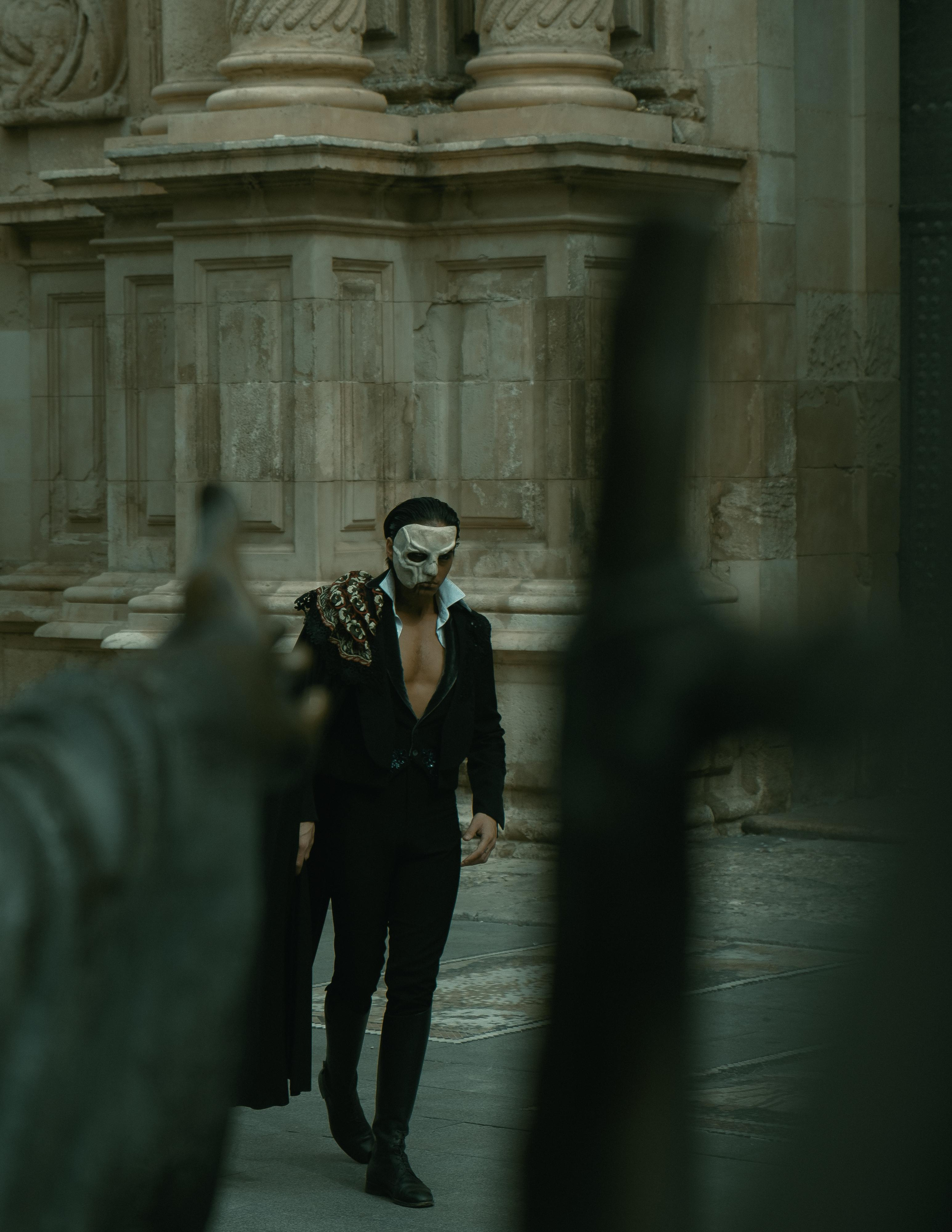 The Phantom | El Circo Encantado