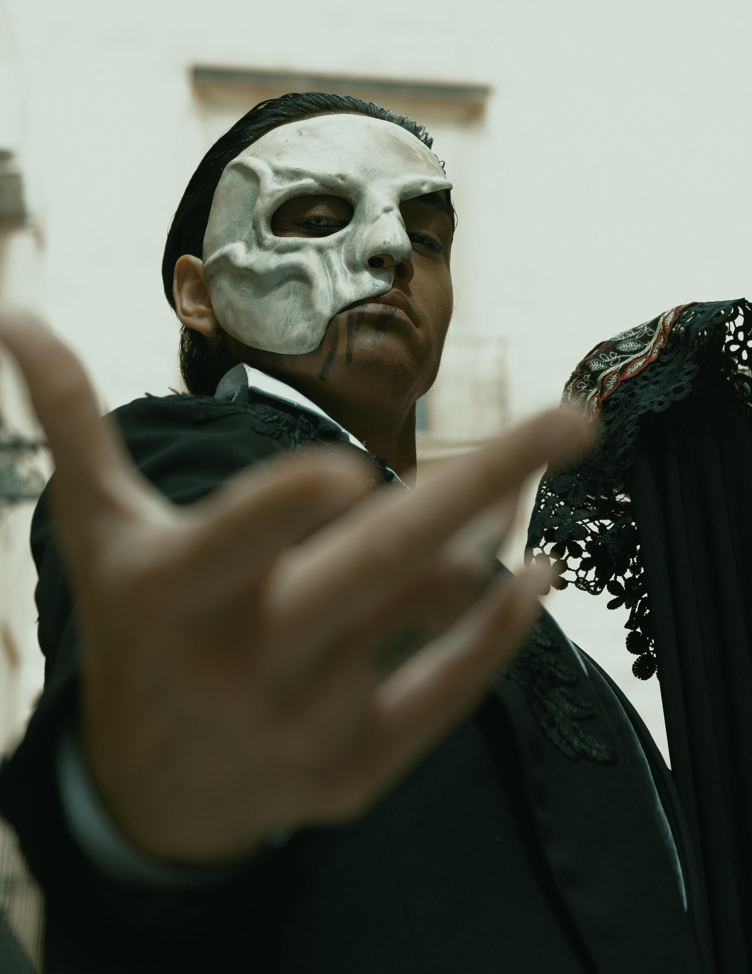 The Phantom | El Circo Encantado