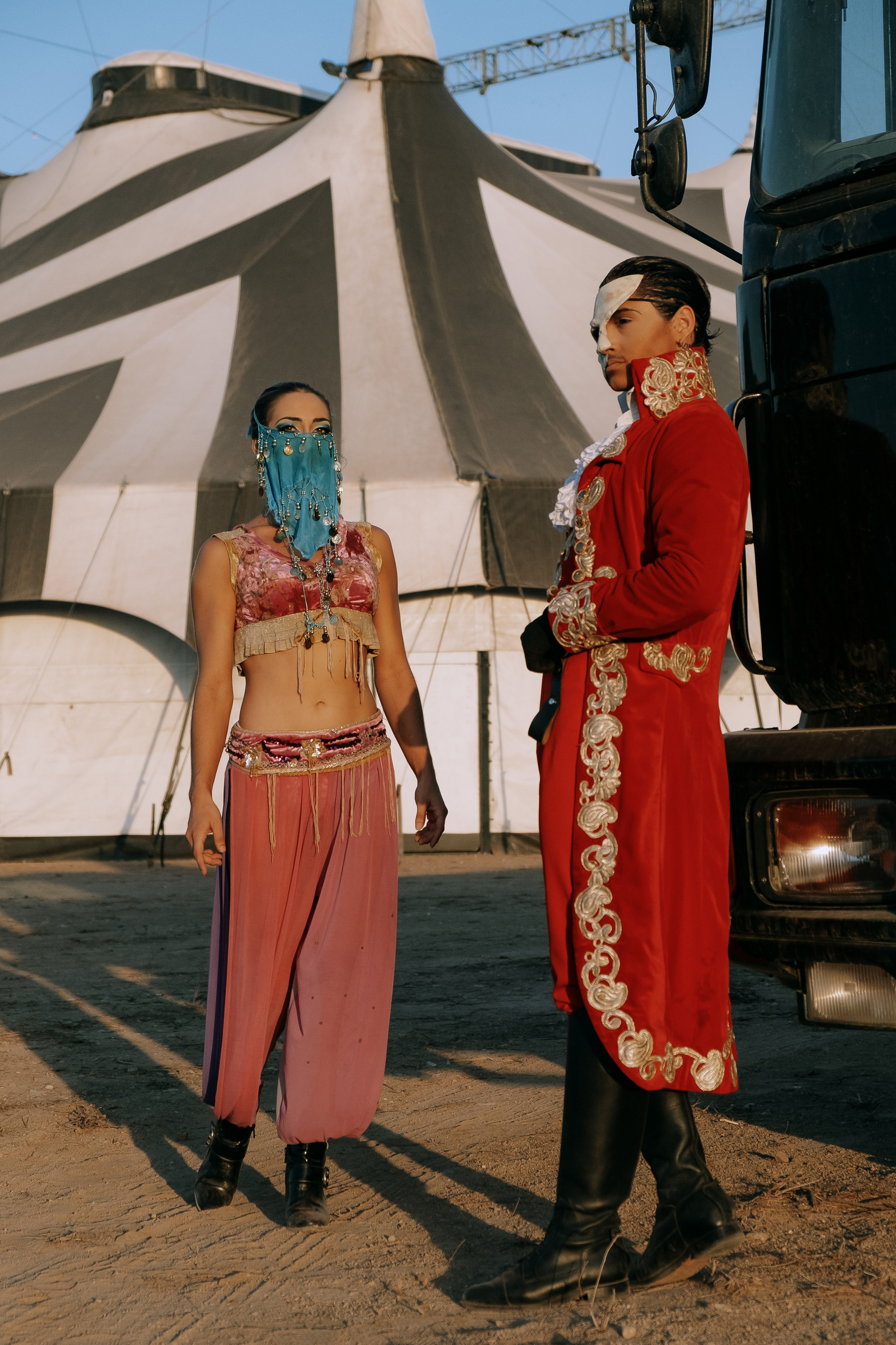 Carina & Schon Nuñez: El Circo Encantado