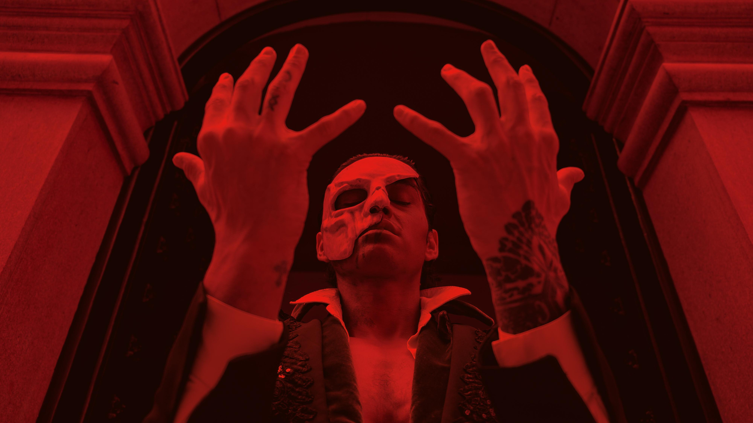 The Phantom | El Circo Encantado