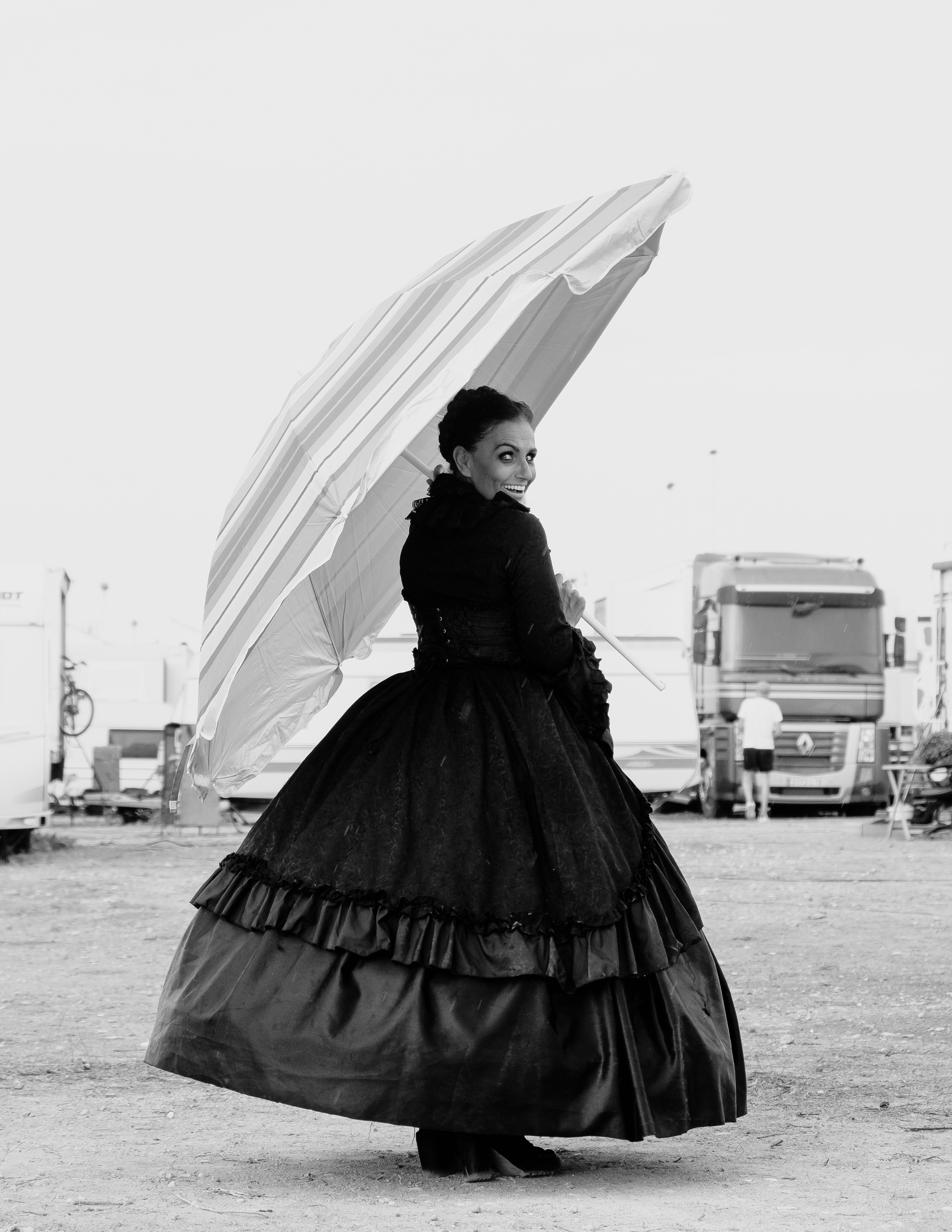 Witch on vacation. El Circo Encantado