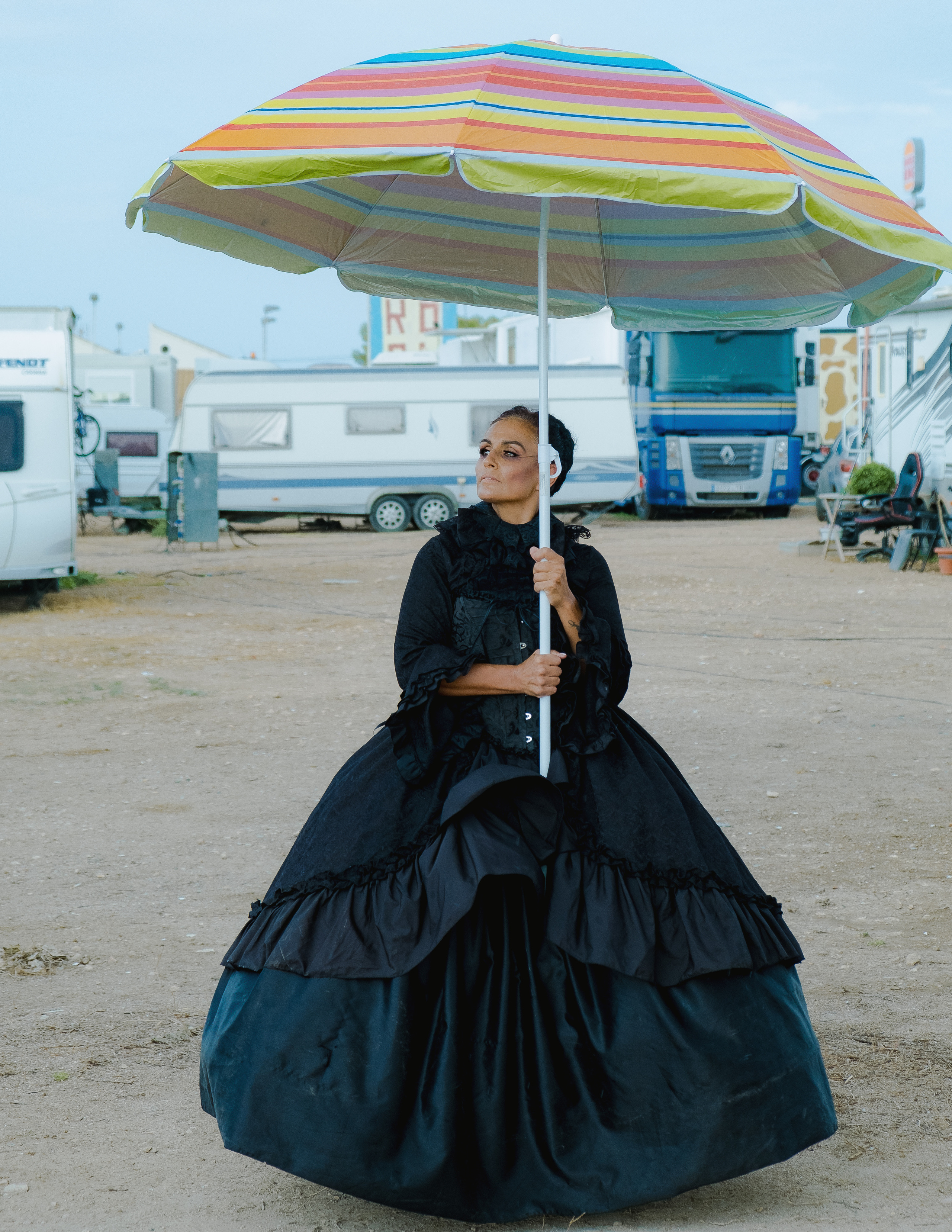 Witch on vacation. El Circo Encantado