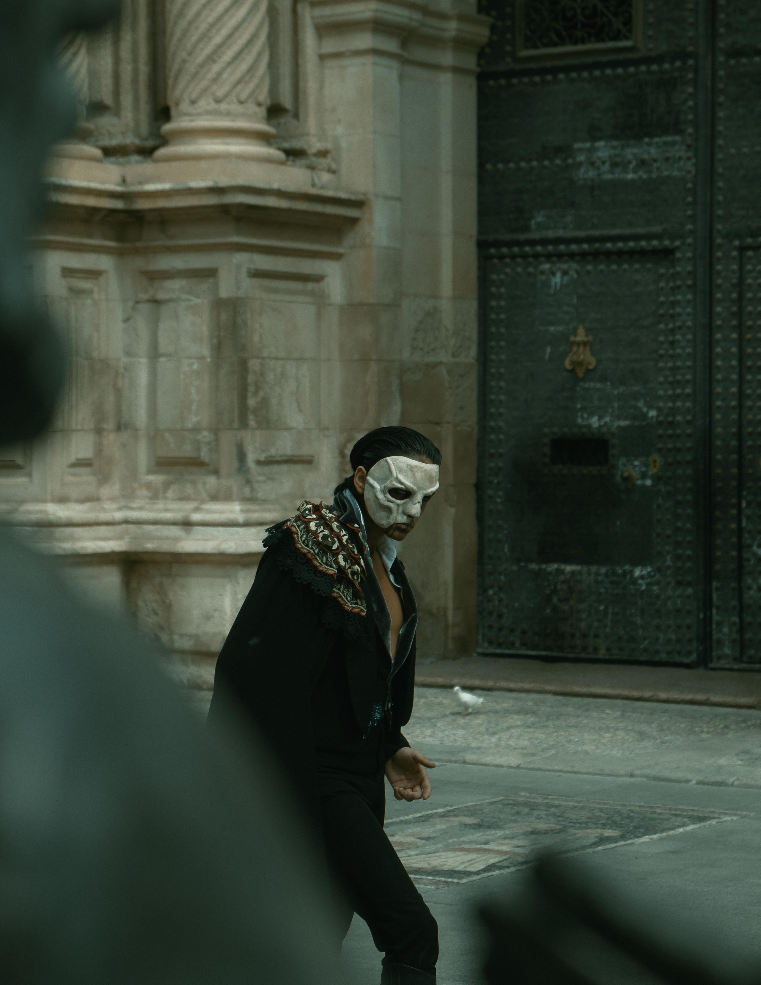 The Phantom | El Circo Encantado