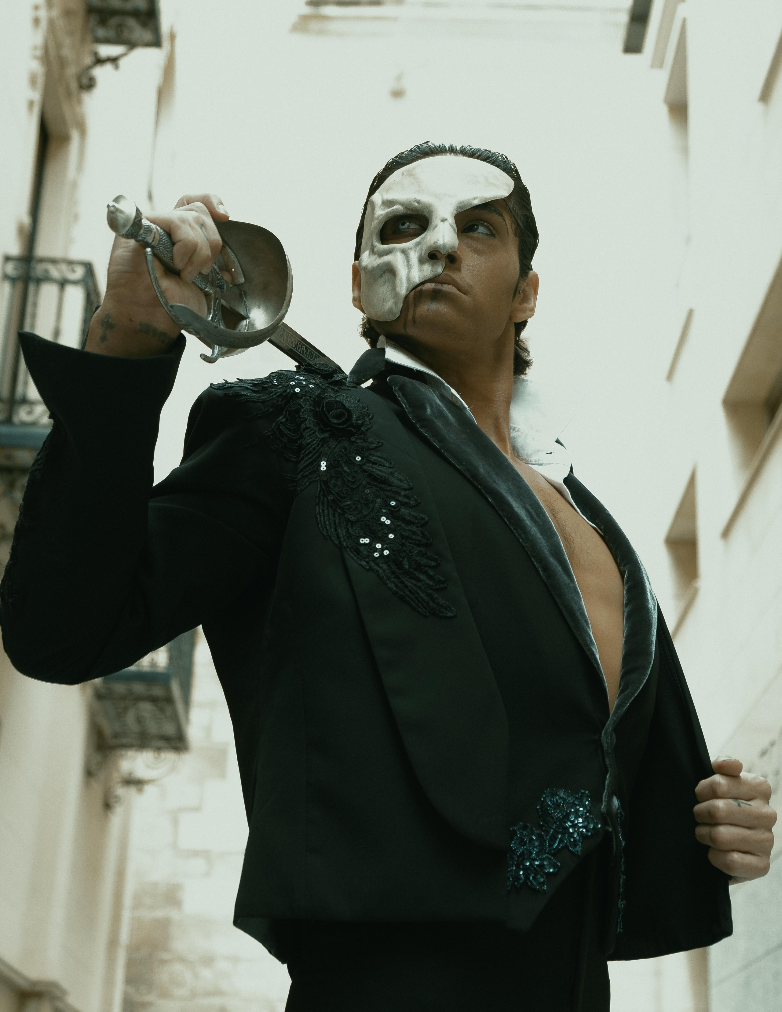 The Phantom | El Circo Encantado