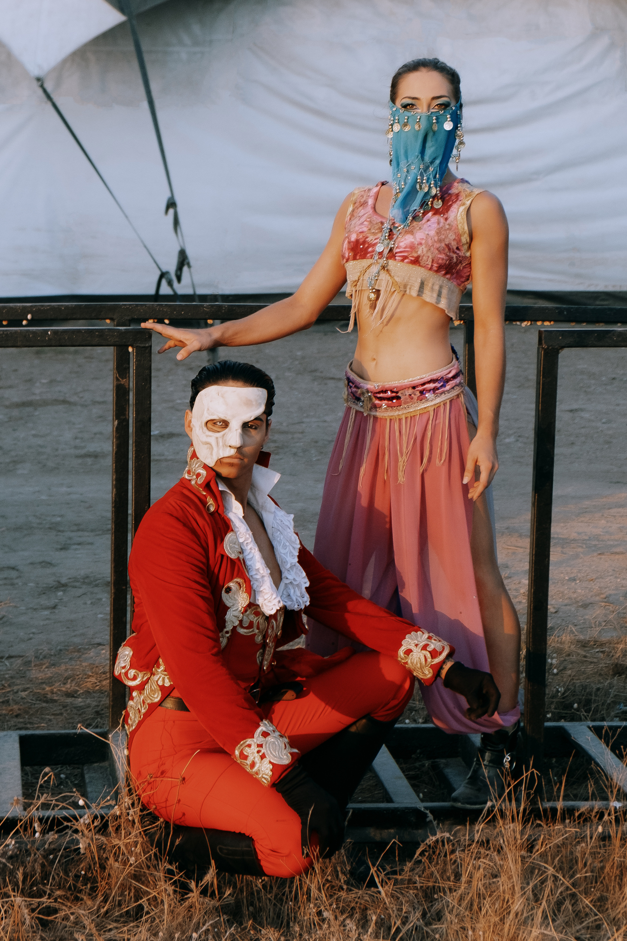 Carina & Schon Nuñez: El Circo Encantado