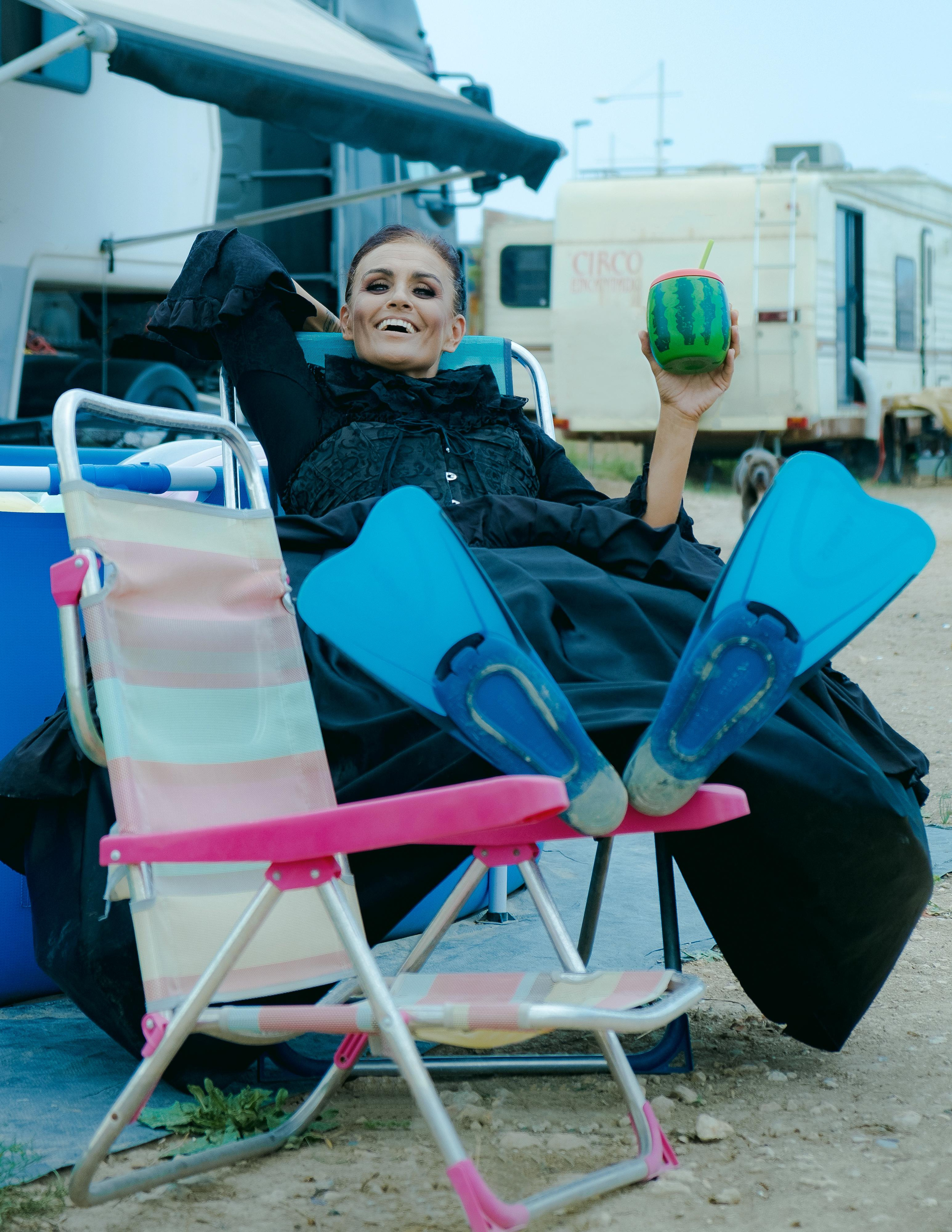 Witch on vacation. El Circo Encantado