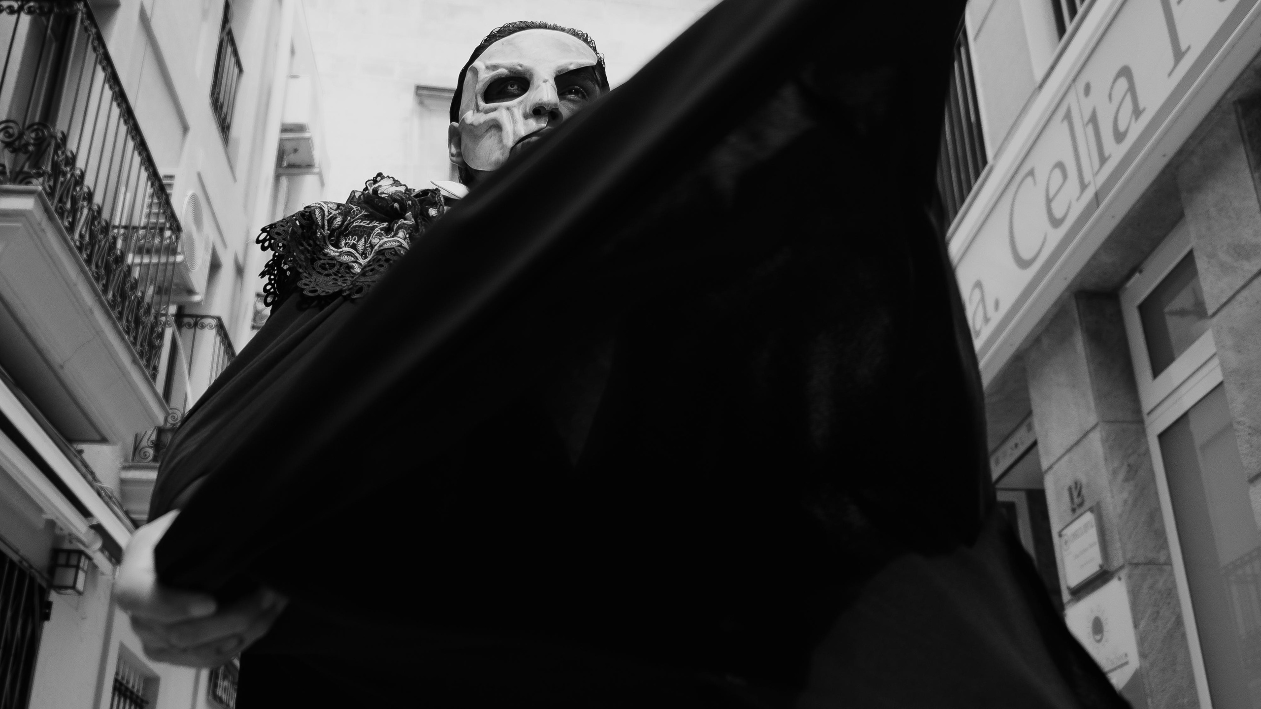 The Phantom | El Circo Encantado