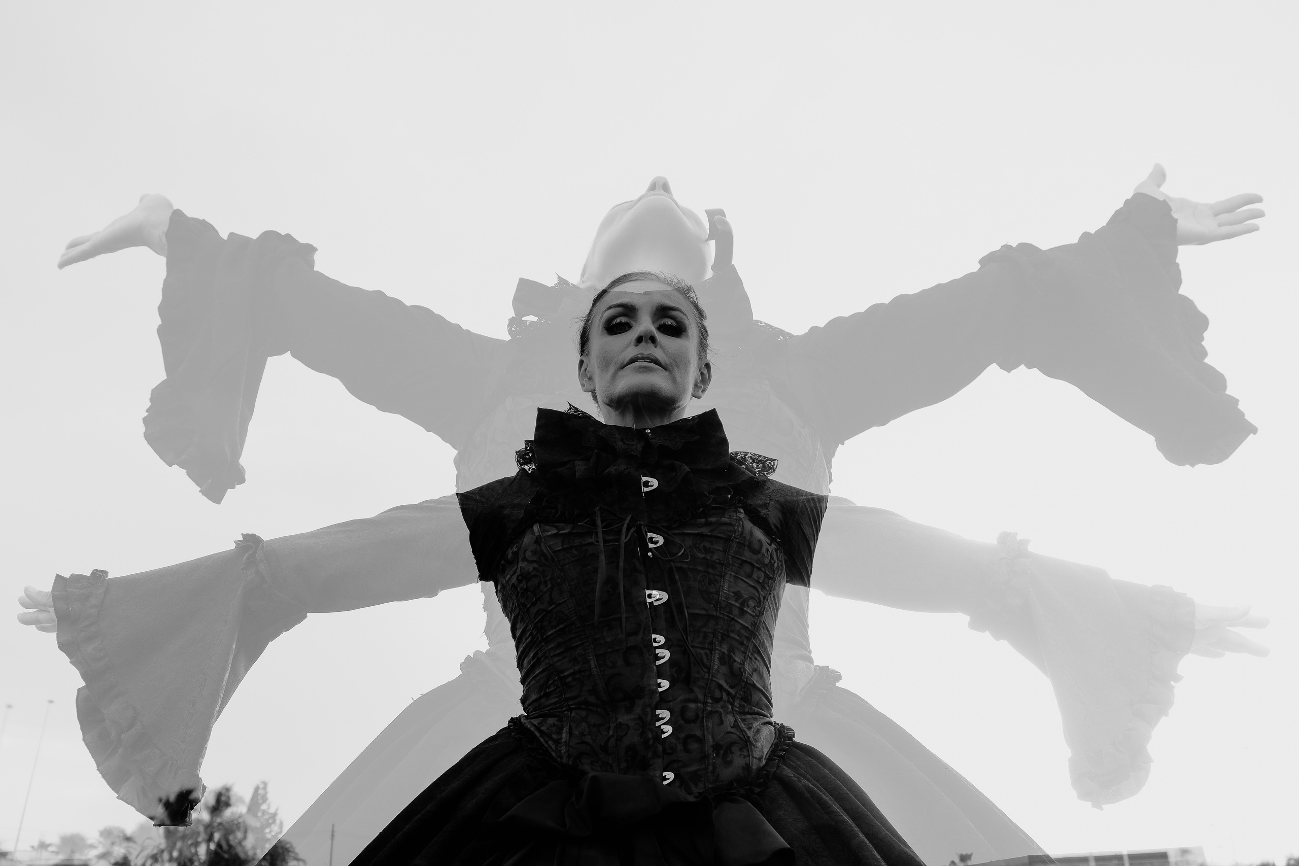 Witch on vacation. El Circo Encantado