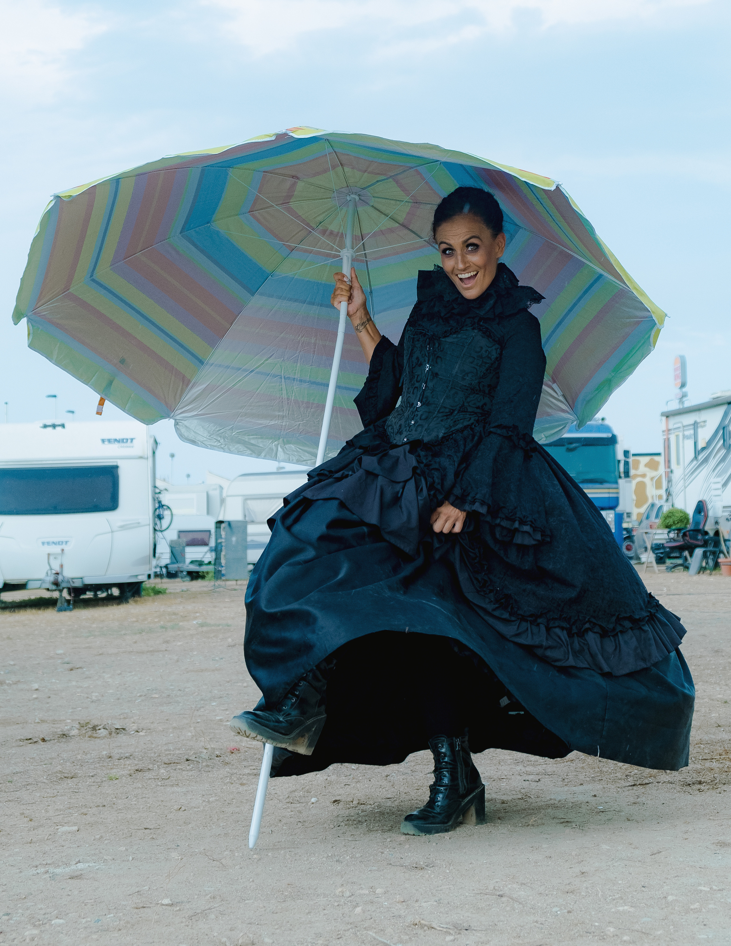 Witch on vacation. El Circo Encantado