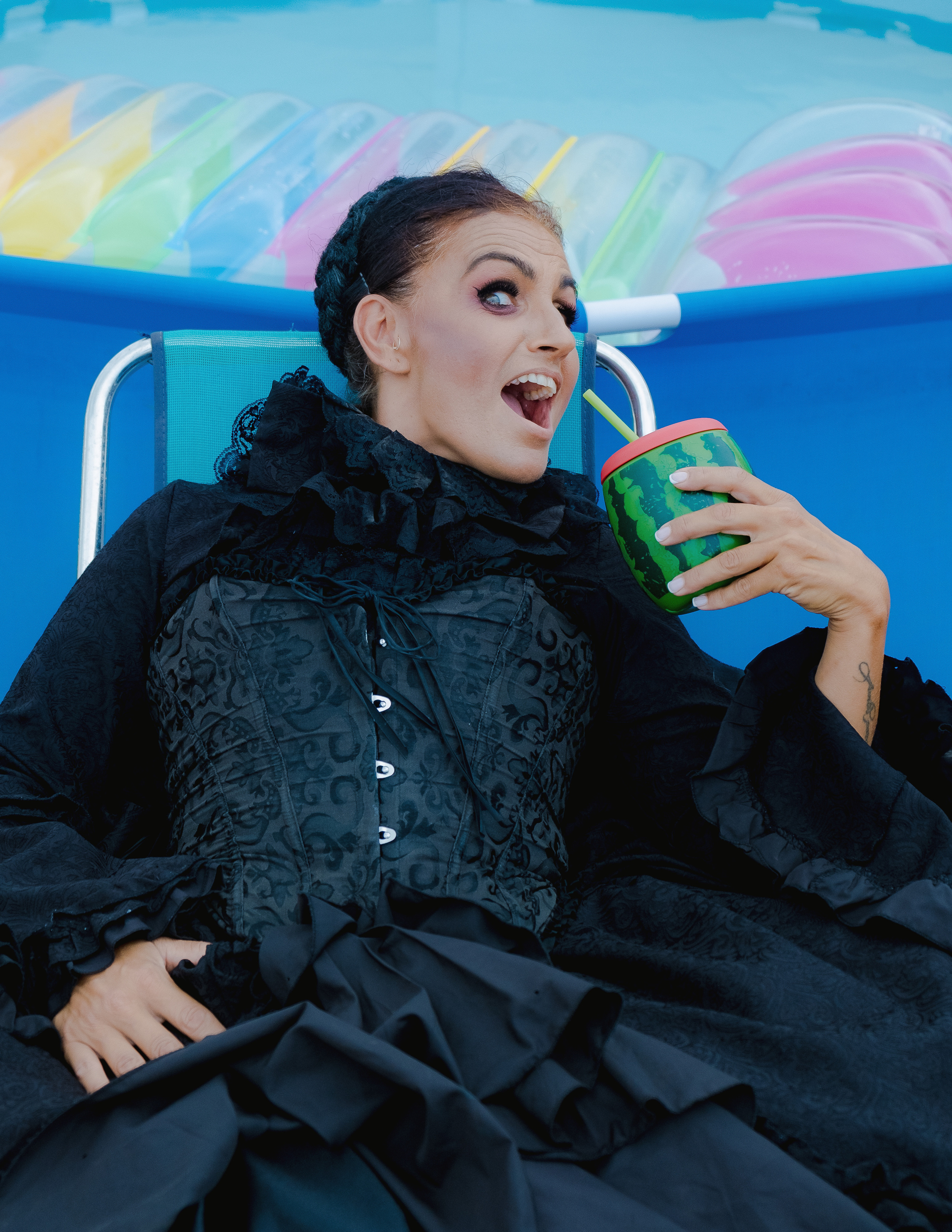 Witch on vacation. El Circo Encantado