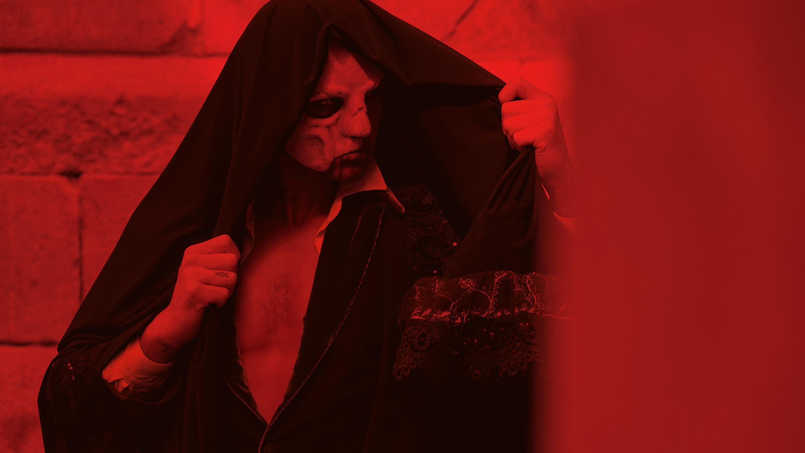 The Phantom | El Circo Encantado