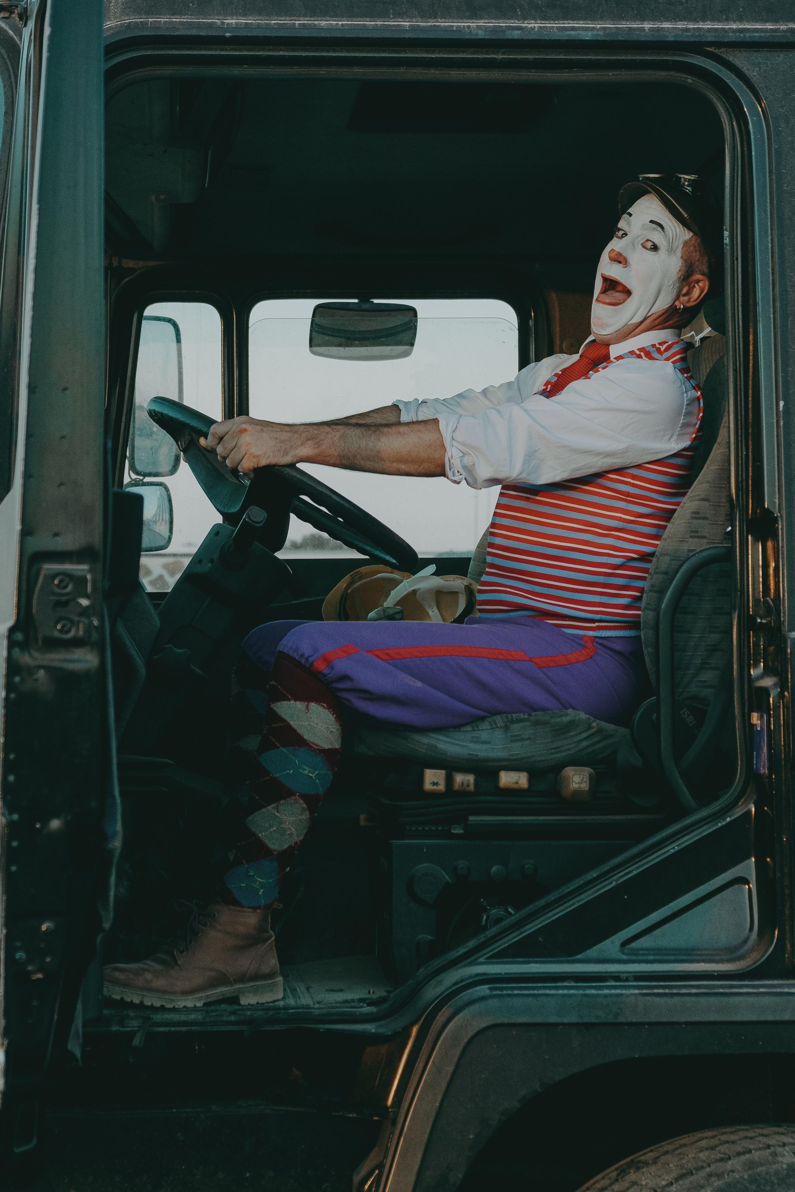 Pau Sarraute. El Circo Encantado