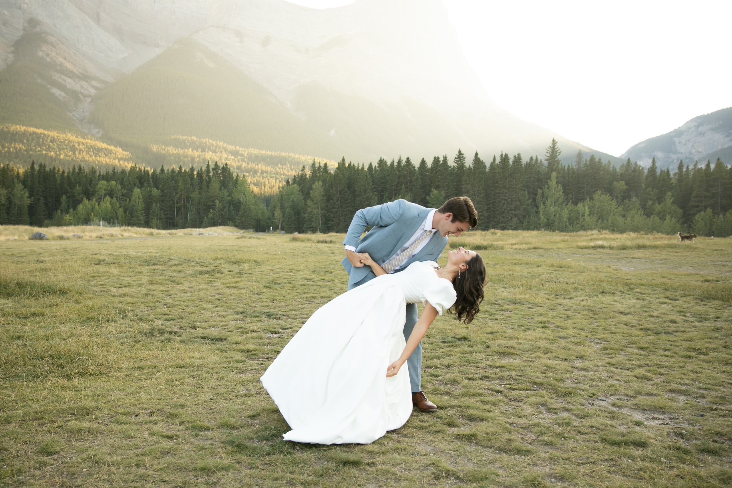 Charity and Josh Wedding — Canmore. Fotografía accesible en Calgary