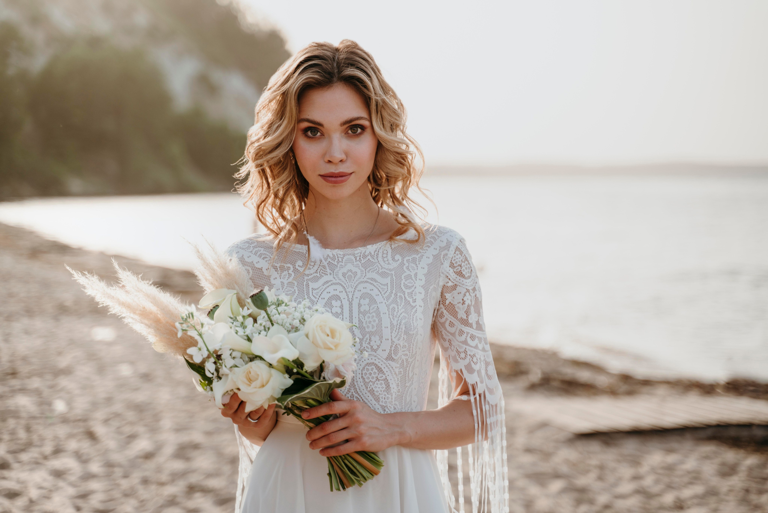 Ocean wedding photographer in New York. Alice Bell — Wedding photographer in New York