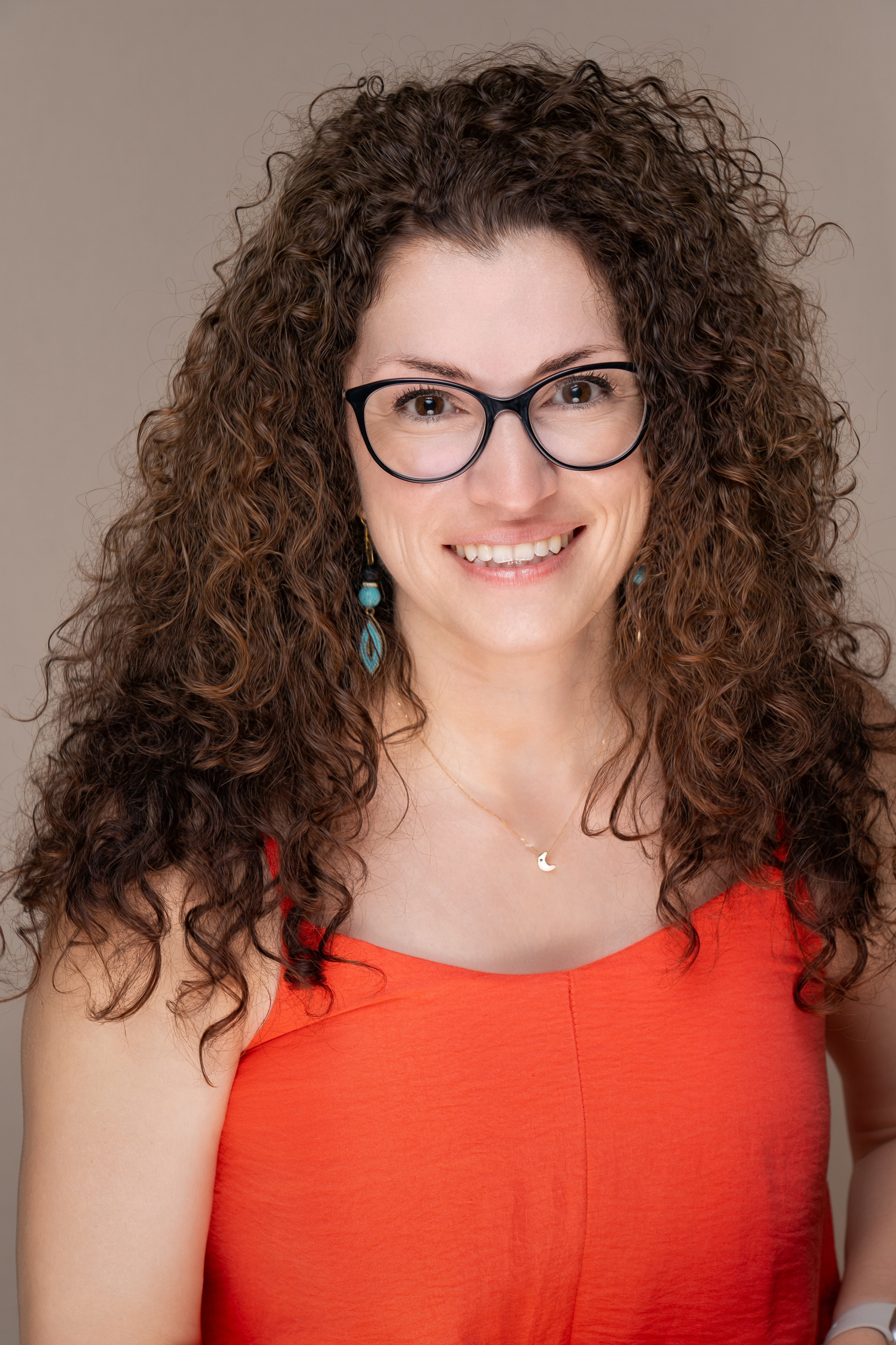 Studio Portraits. Gabriela Nita — Portrait Photographer and Videographer in Bucharest, Romania