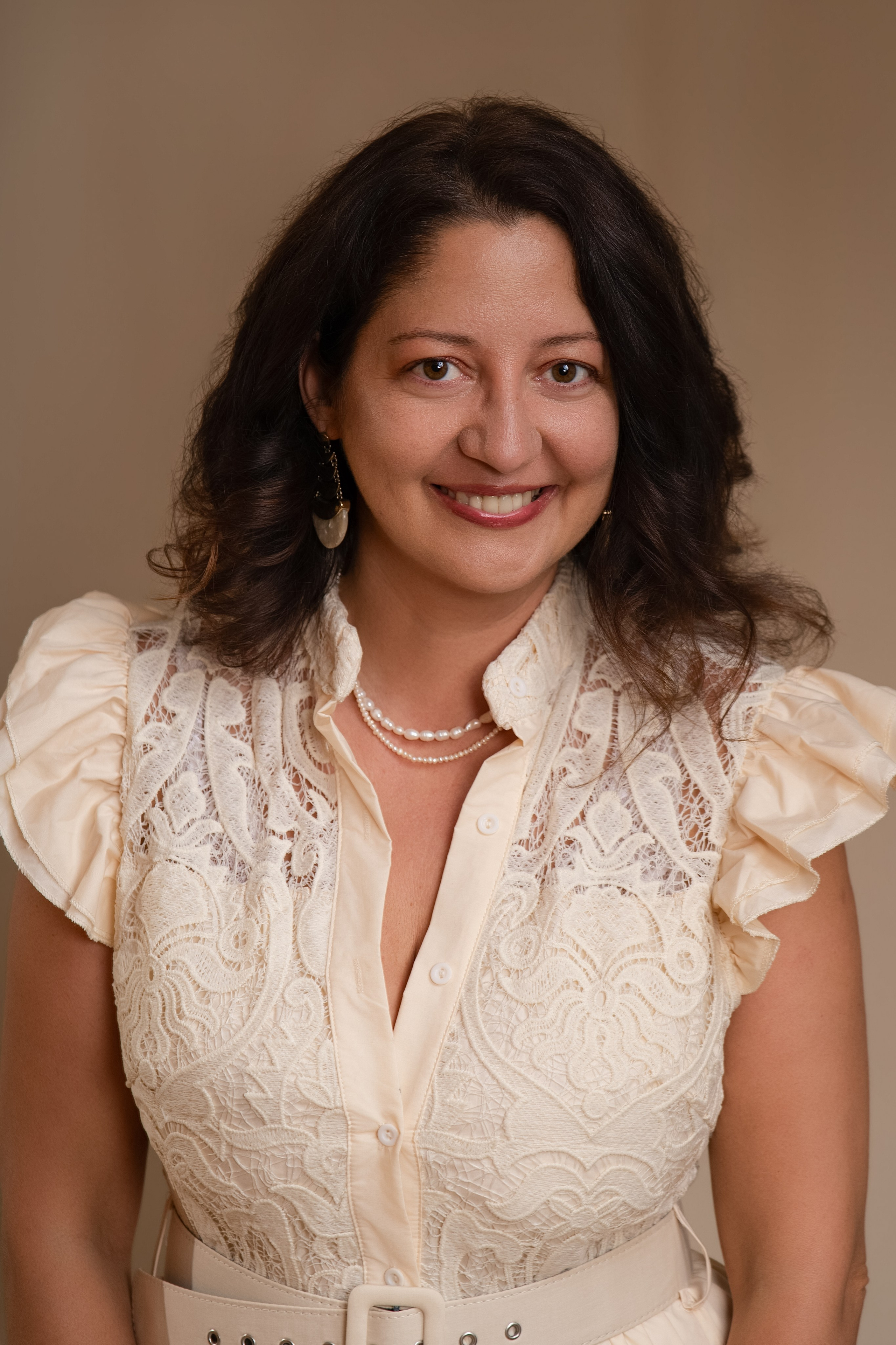 Studio Portraits. Gabriela Nita — Portrait Photographer and Videographer in Bucharest, Romania