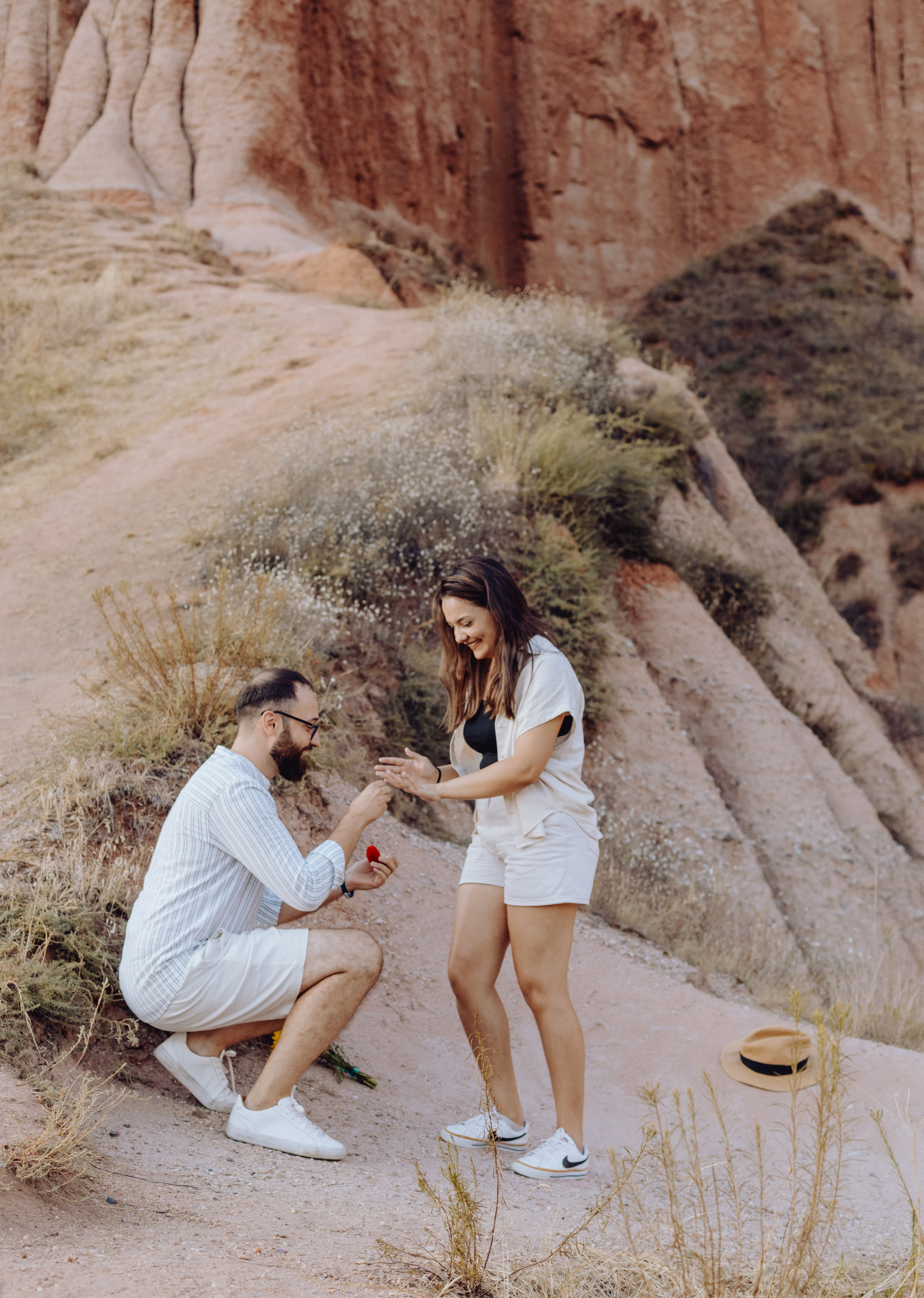 Moise & Delia. Wedding & couple photographer from Romania Rut Vetan