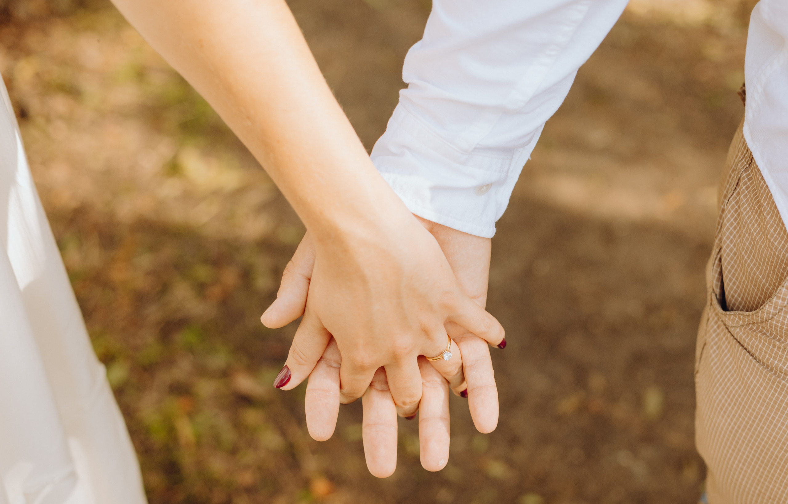 Sergiu & Petra. Wedding & couple photographer from Romania Rut Vetan