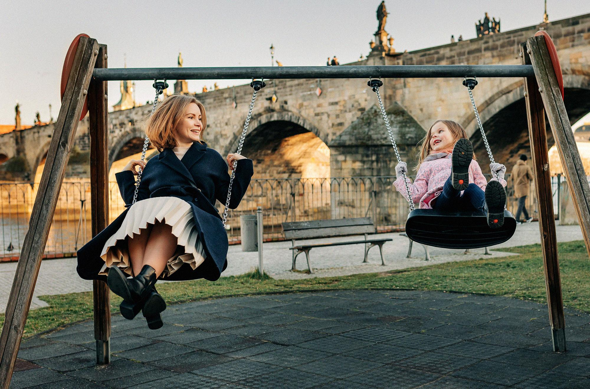 Photoshoot of a mother and daughter. Family and wedding photographer in Prague Natalia Fedori