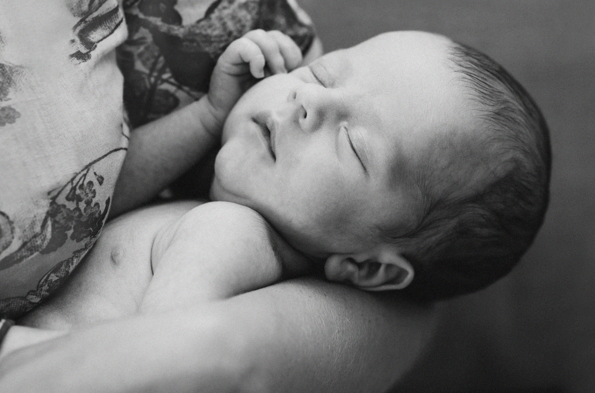 Фотосессия новорожденного малыша в Праге. Family and wedding photographer in Prague Natalia Fedori