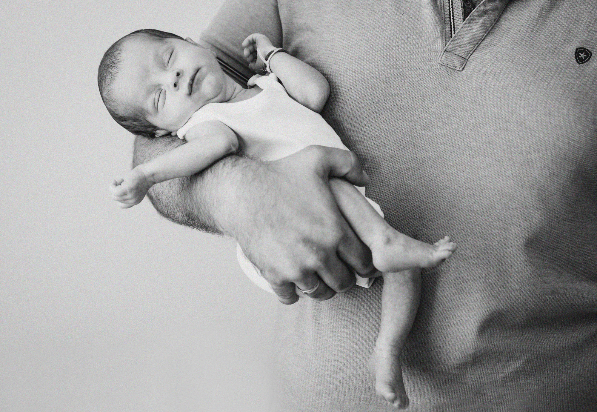 Фотосессия новорожденного малыша в Праге. Family and wedding photographer in Prague Natalia Fedori