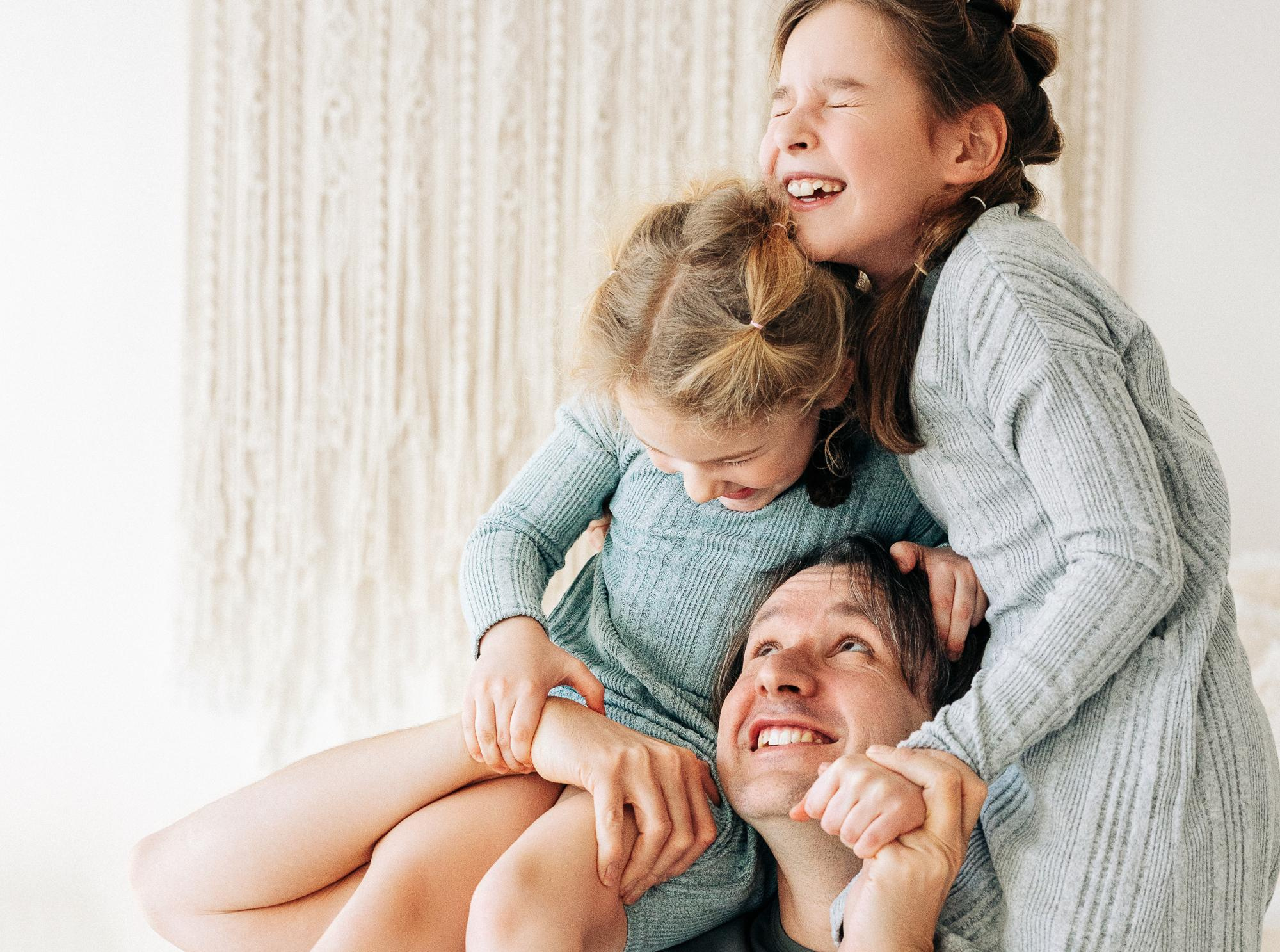 Семейная фотосессия с домашним любимцем. Family photoshoot