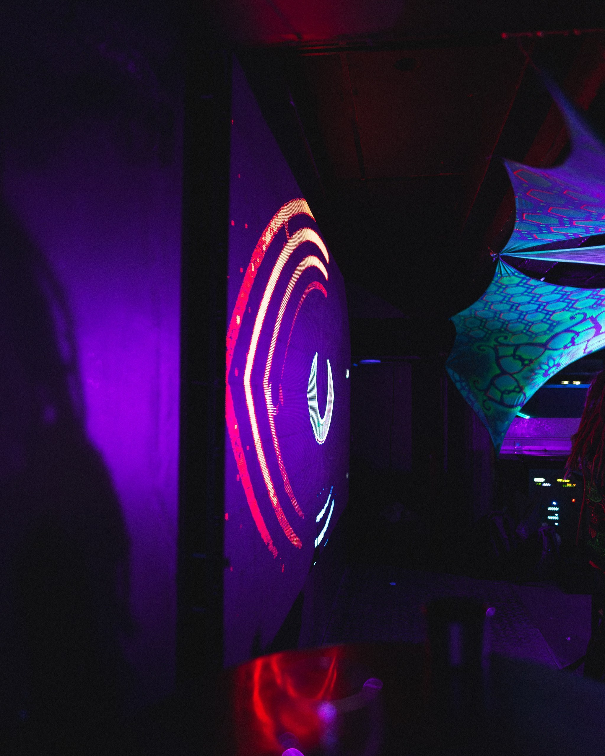 Nibirus People Techno Party Photography - 808Media. 808Media – Professionelle Foto- und Videografie für Restaurants, Hotels, Events und Hochzeiten in Innsbruck und Tirol