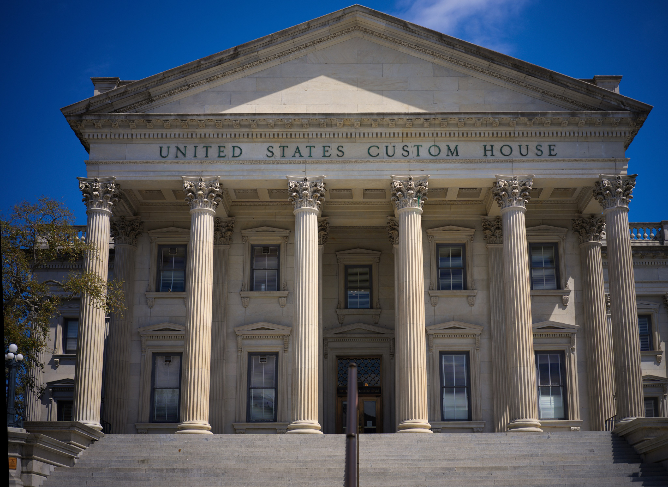 Colour. Sonny Photos