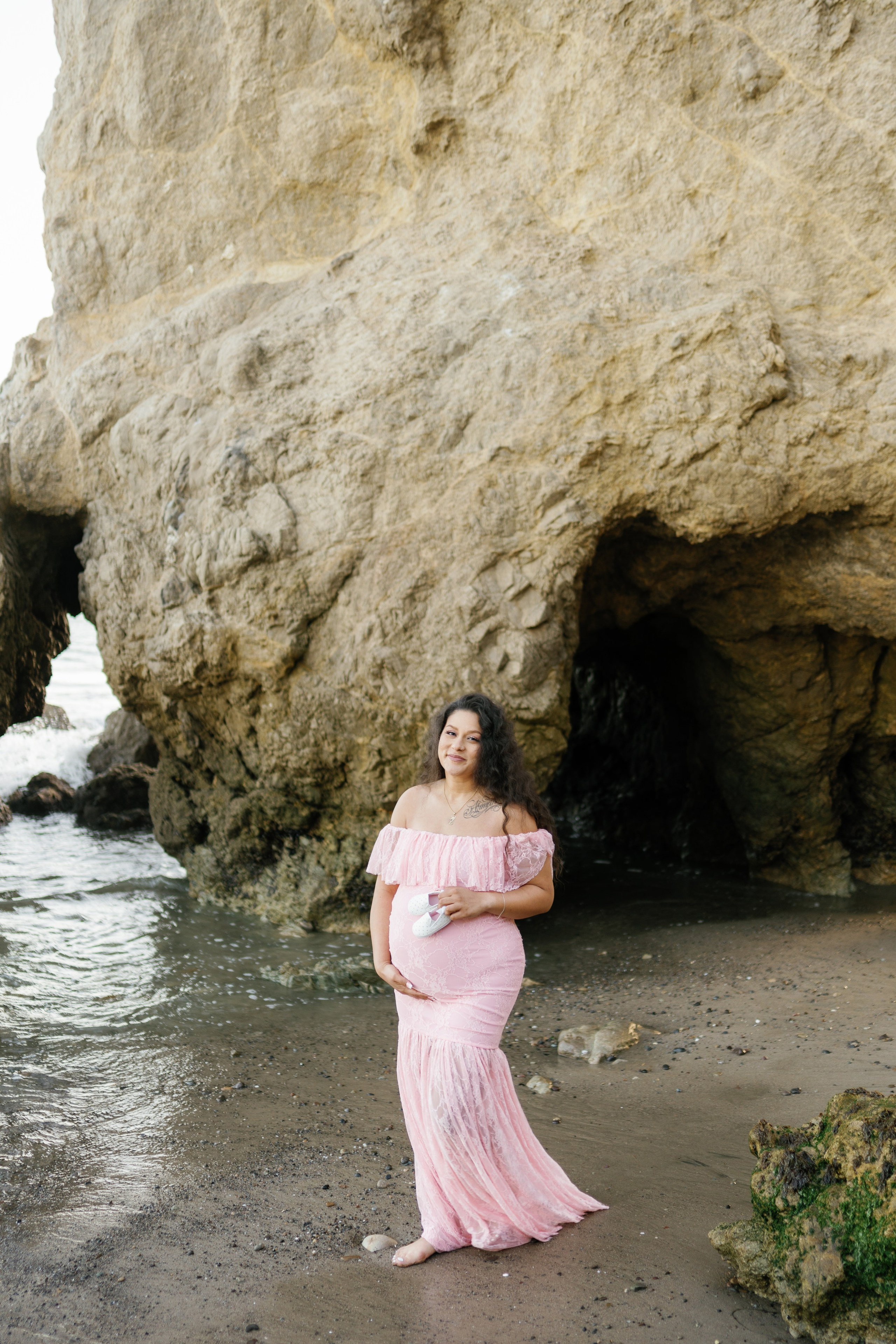 El Matador Beach Maternity Session. Wedding Photography & Videography Team in California, Los Angeles, San Francisco, San Diego and Travel