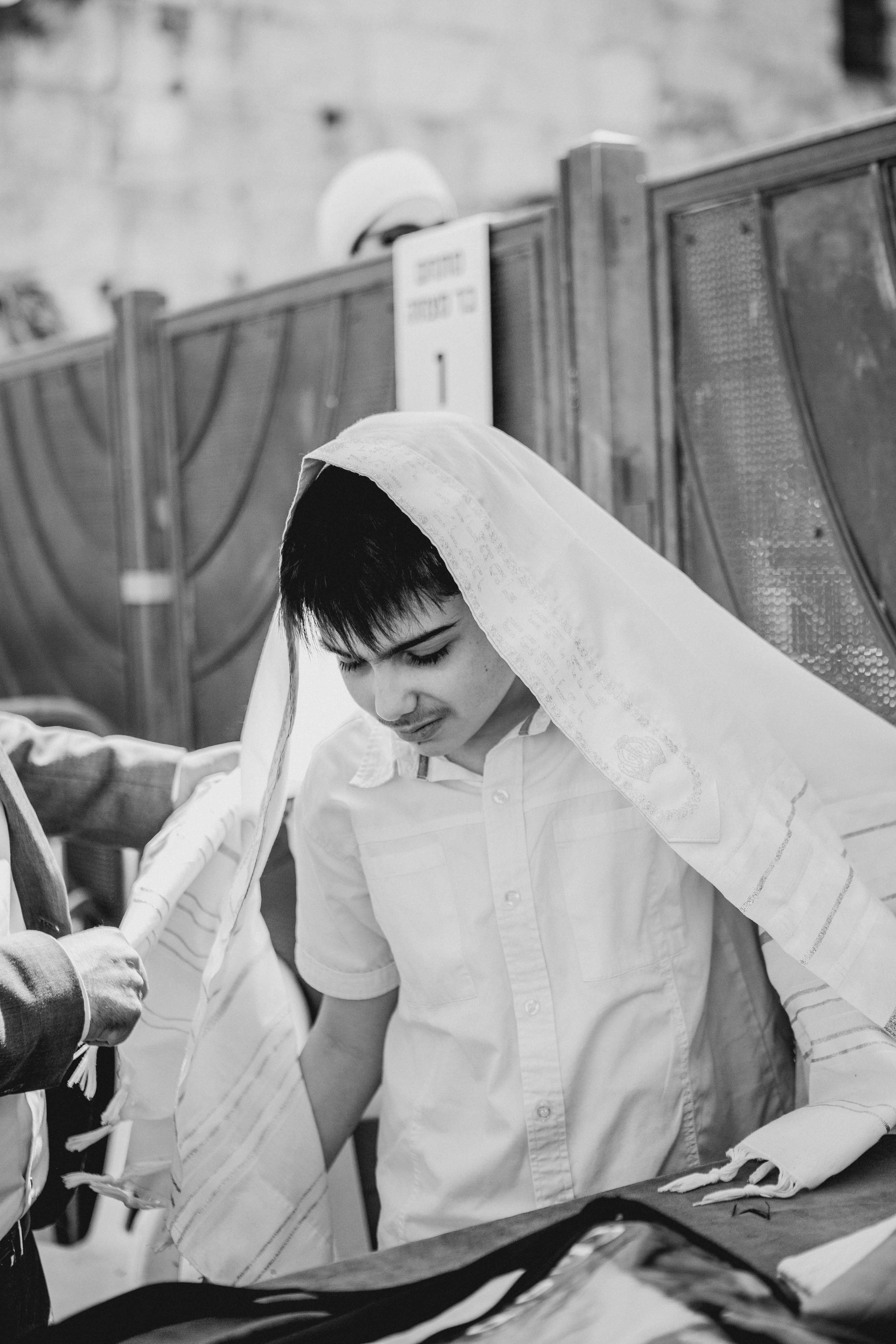 BAR MITZVAH + PHOTOSESSION IN OLD JERUSALEM. Https://shi-photo.com/