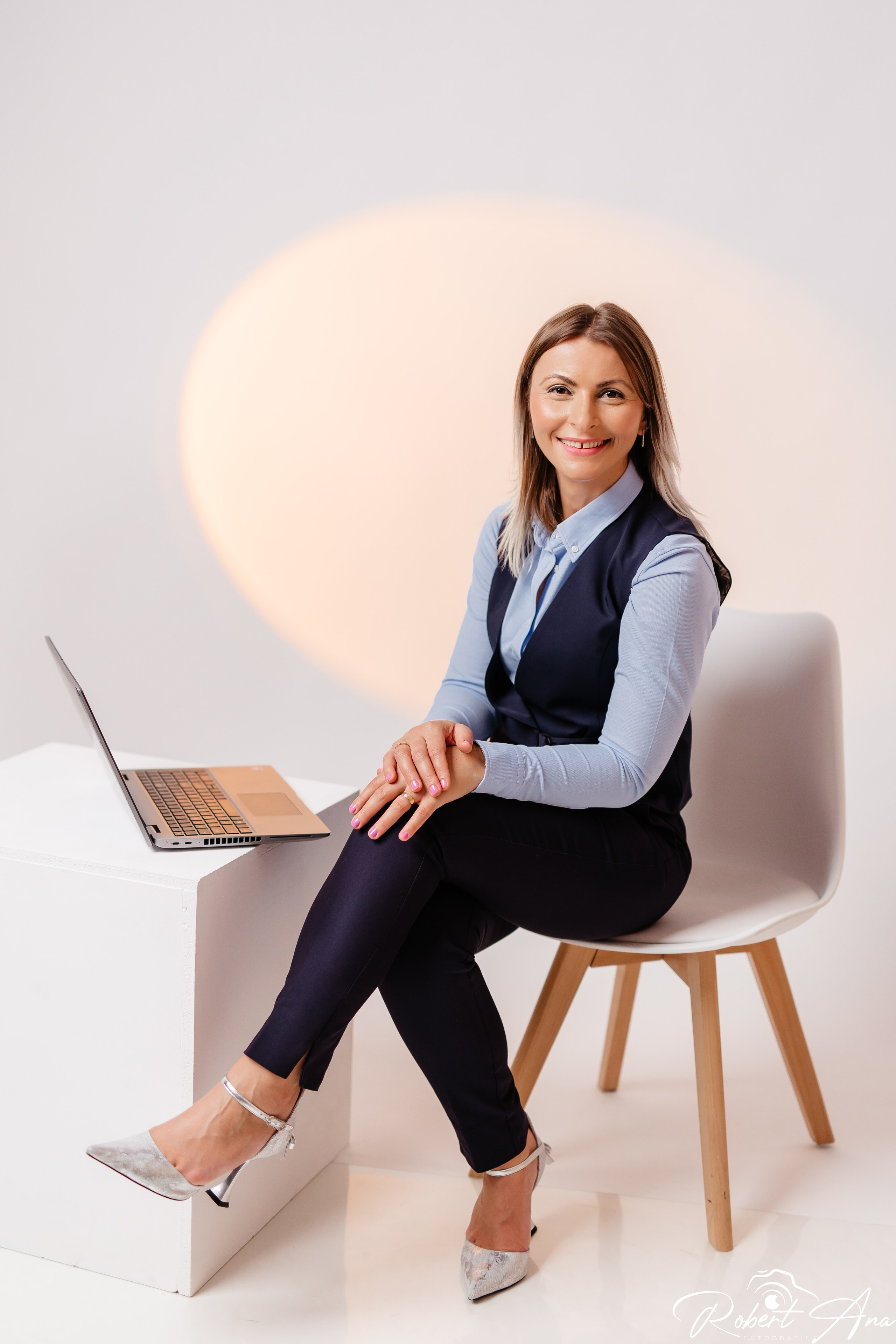 BUSINESS. Robert Blaj - Fotograf Nuntă Iași