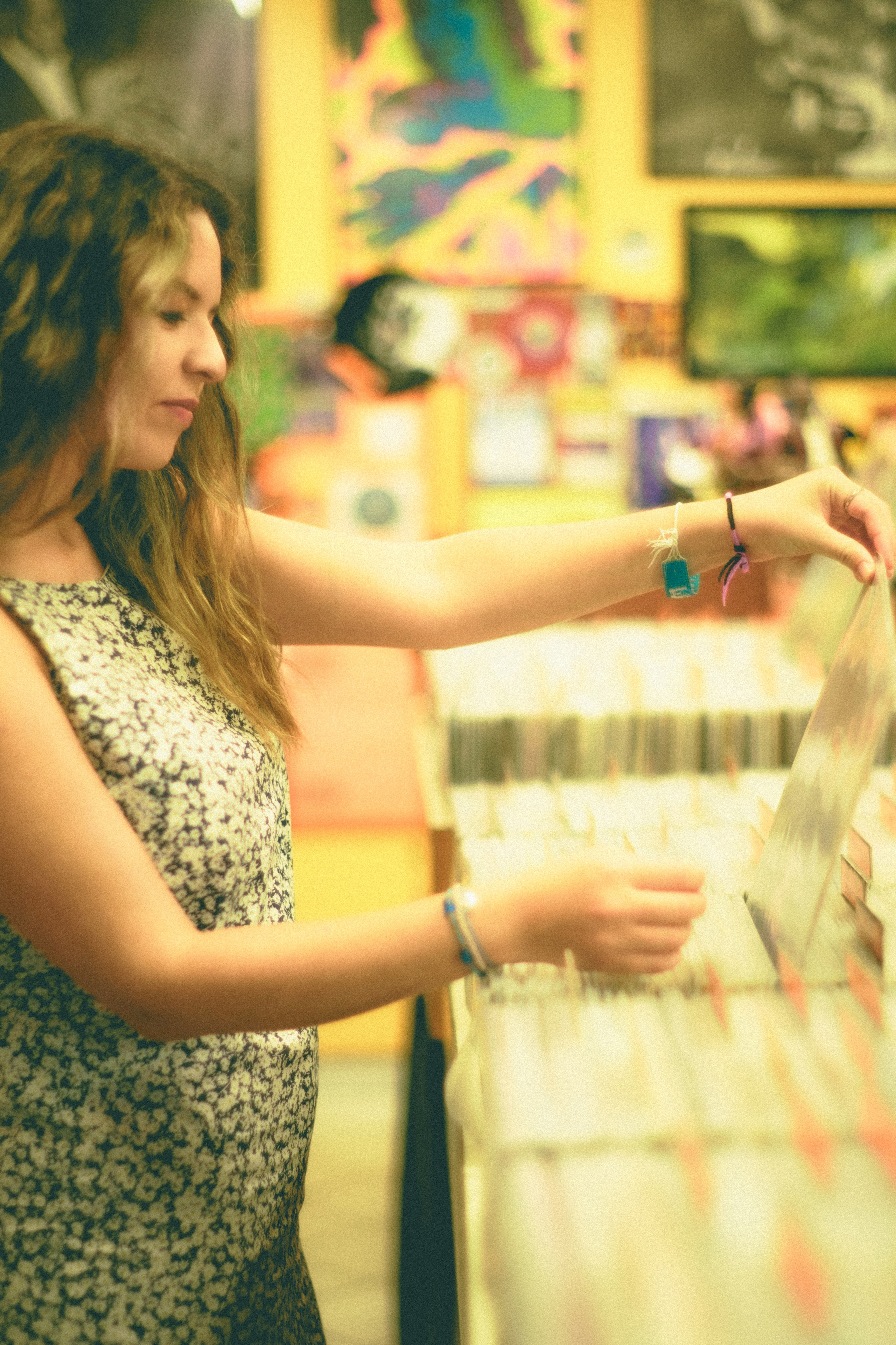 Miriam | Vinyl store. Photographer in Greece Kristina