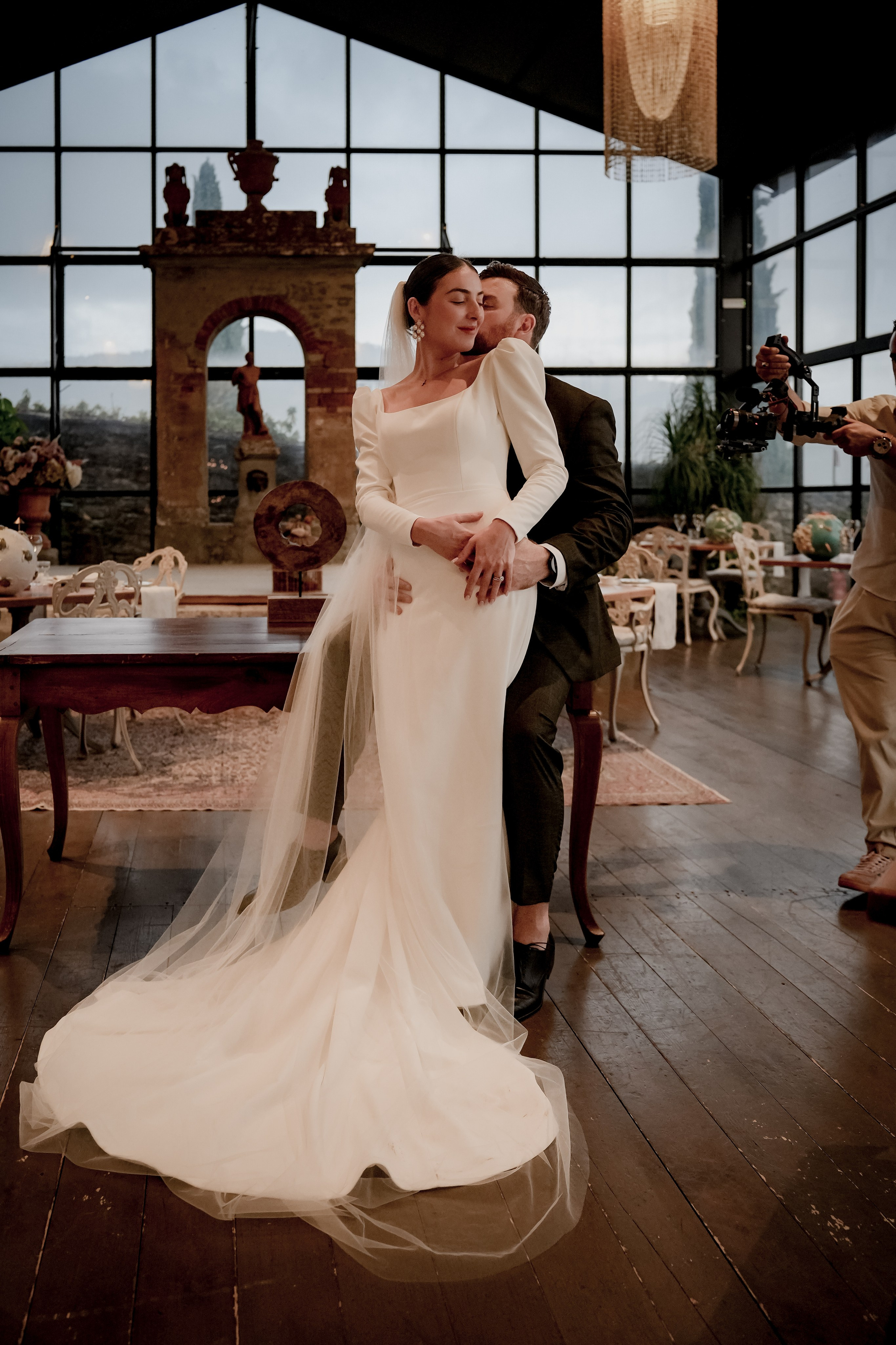 Elopment in Cortona. Villa Falconiere. Wedding Photographer in Italy