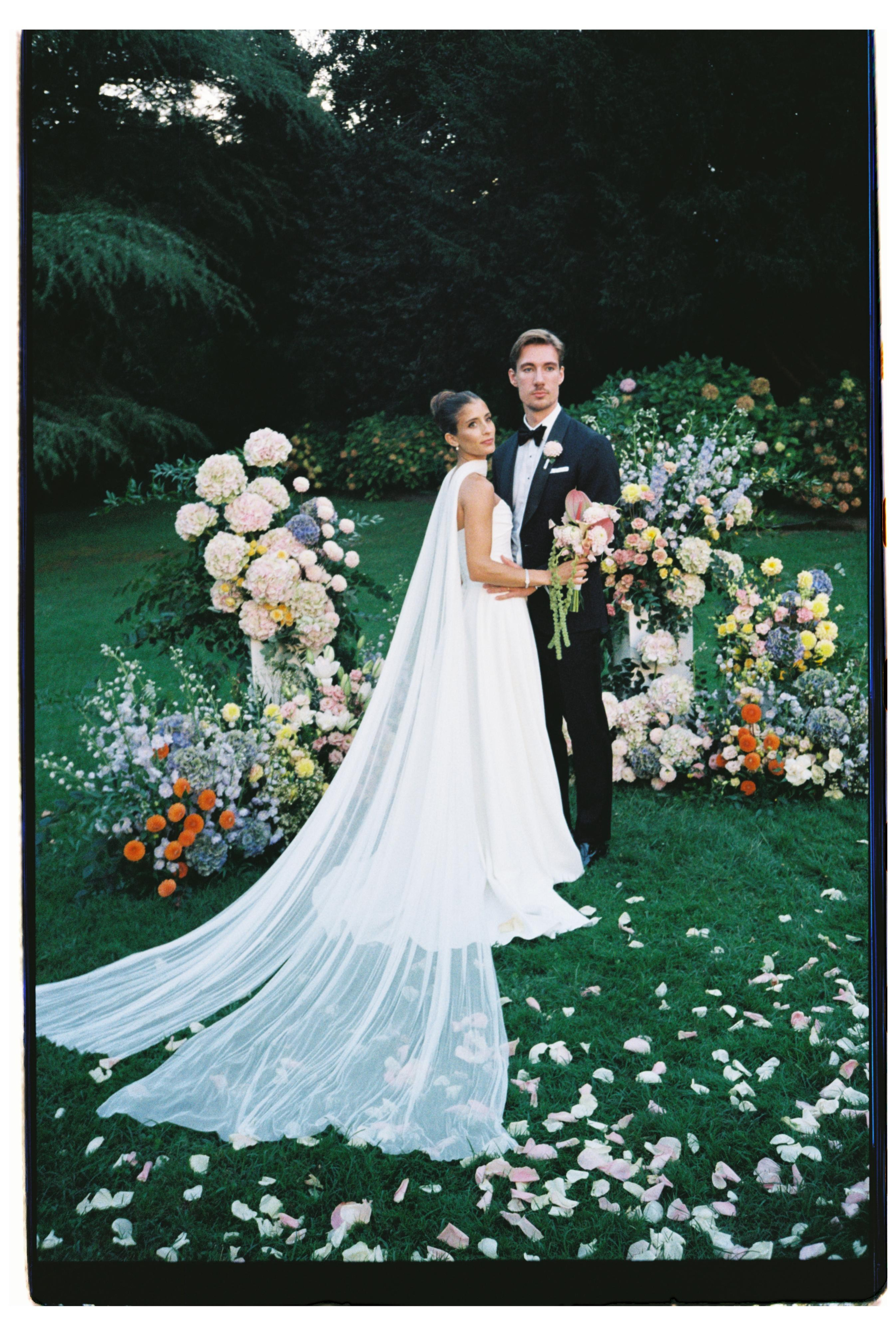 Wedding Photographer Lake Maggiore Como Italy. Wedding Photographer Rome Tuscany Como Sicily Puglia Amalfy Italy- Oksana Savenchuk