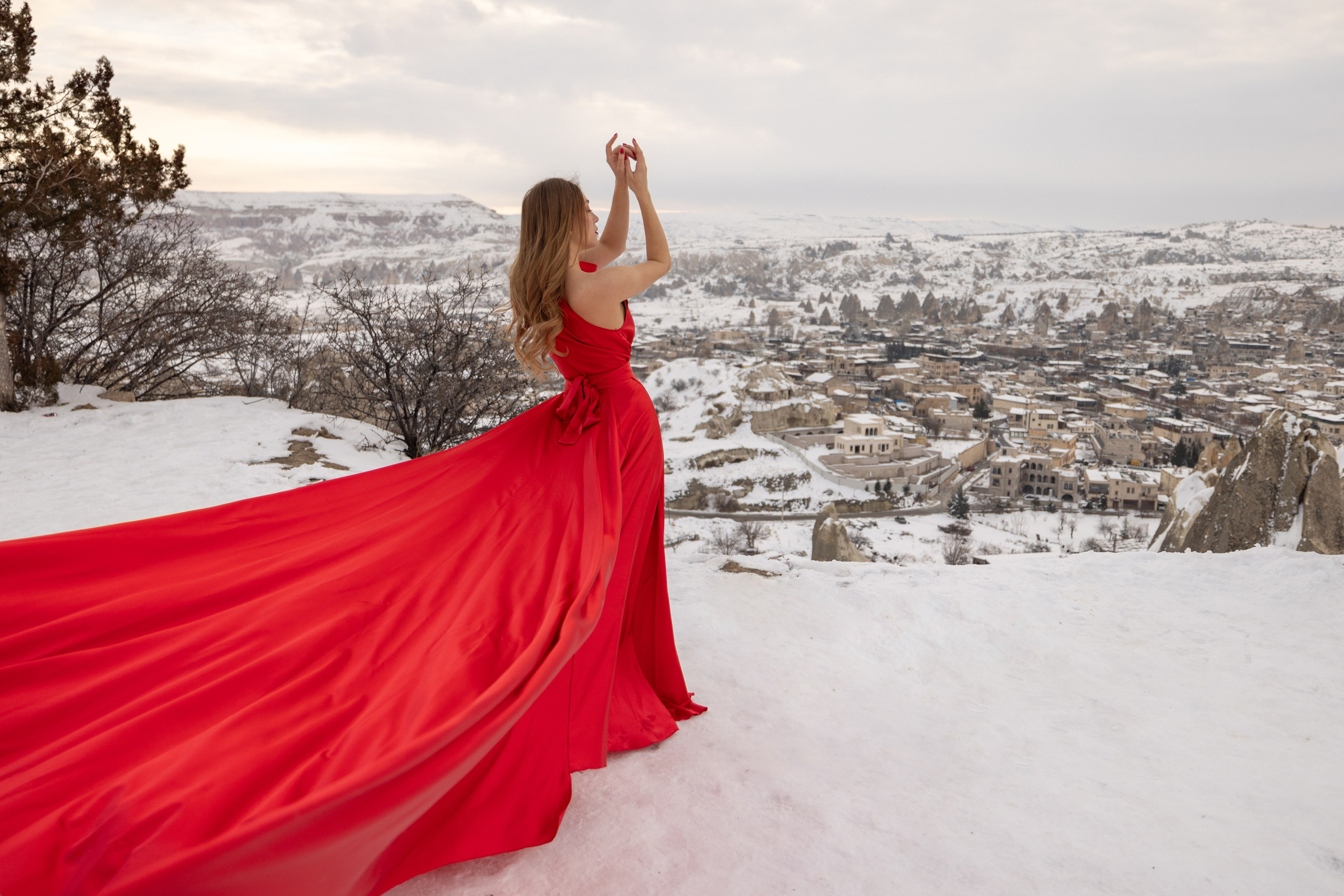 Dina. Julia Ganch I Fashion Wedding Photography I Cappadocia Turkey