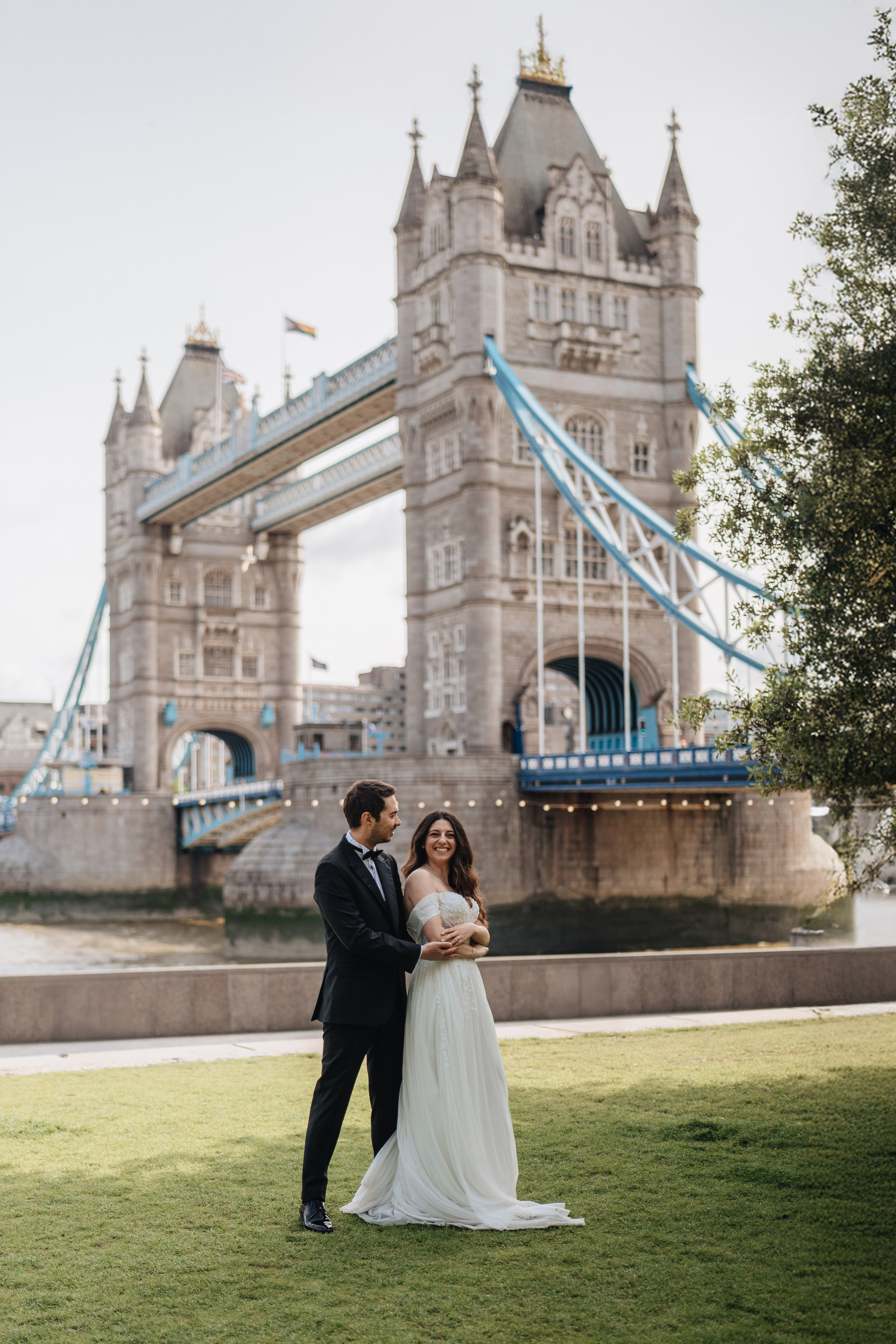 Selen and Canberk. Wedding and family photographer in London